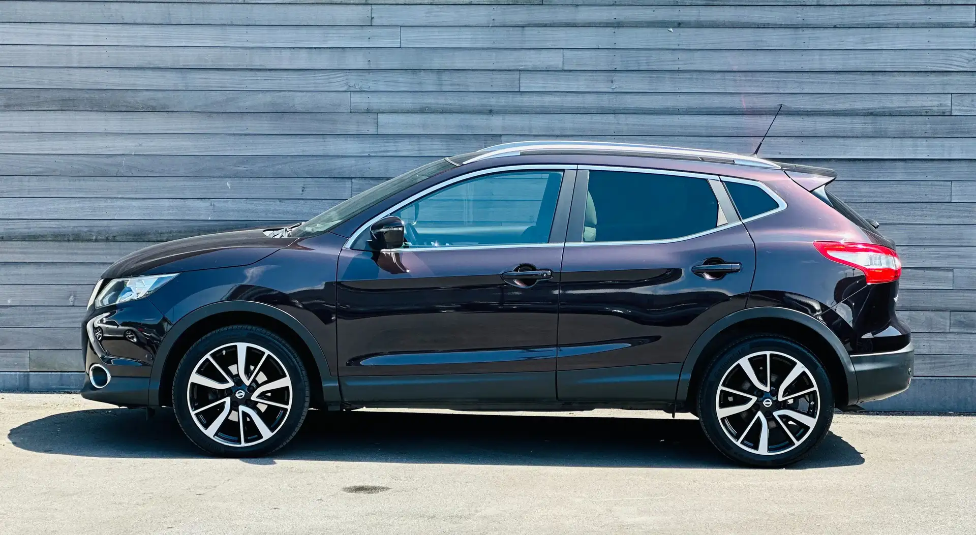 Nissan Qashqai AUTOMAAT**NAVI**PANO**XENON**ALCANTARA**TOP!! Rojo - 2