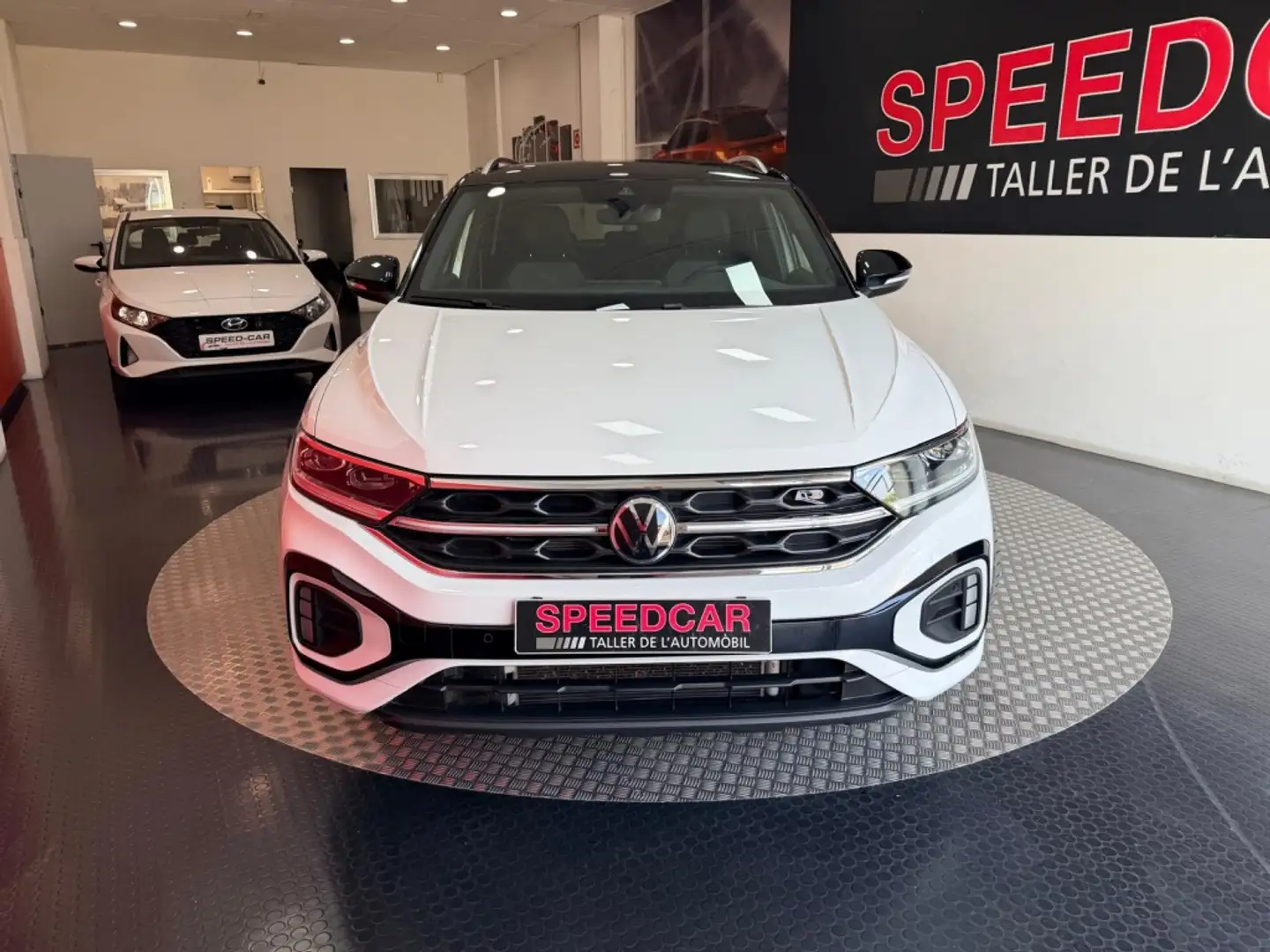 Volkswagen T-Roc 2.0TDI R-Line DSG7 110KW Blanco - 2