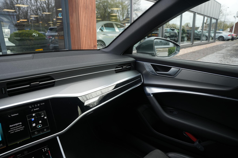 Audi A6 Avant 40 TFSI S edition LED Virtual Dash Cruise S — photo 31