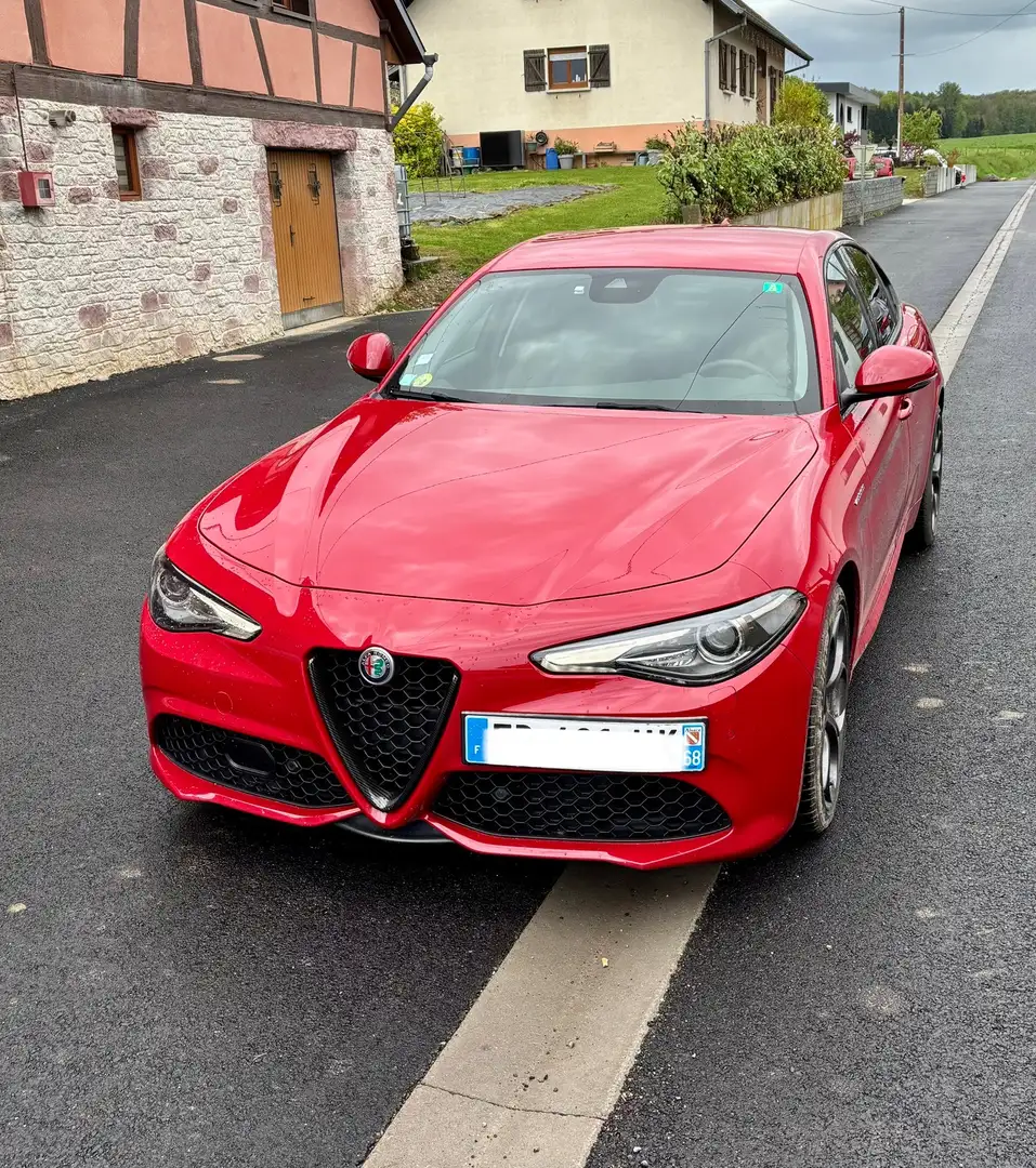 Alfa Romeo Giulia 2.2 210 ch AT8 Q4 Veloce - 1