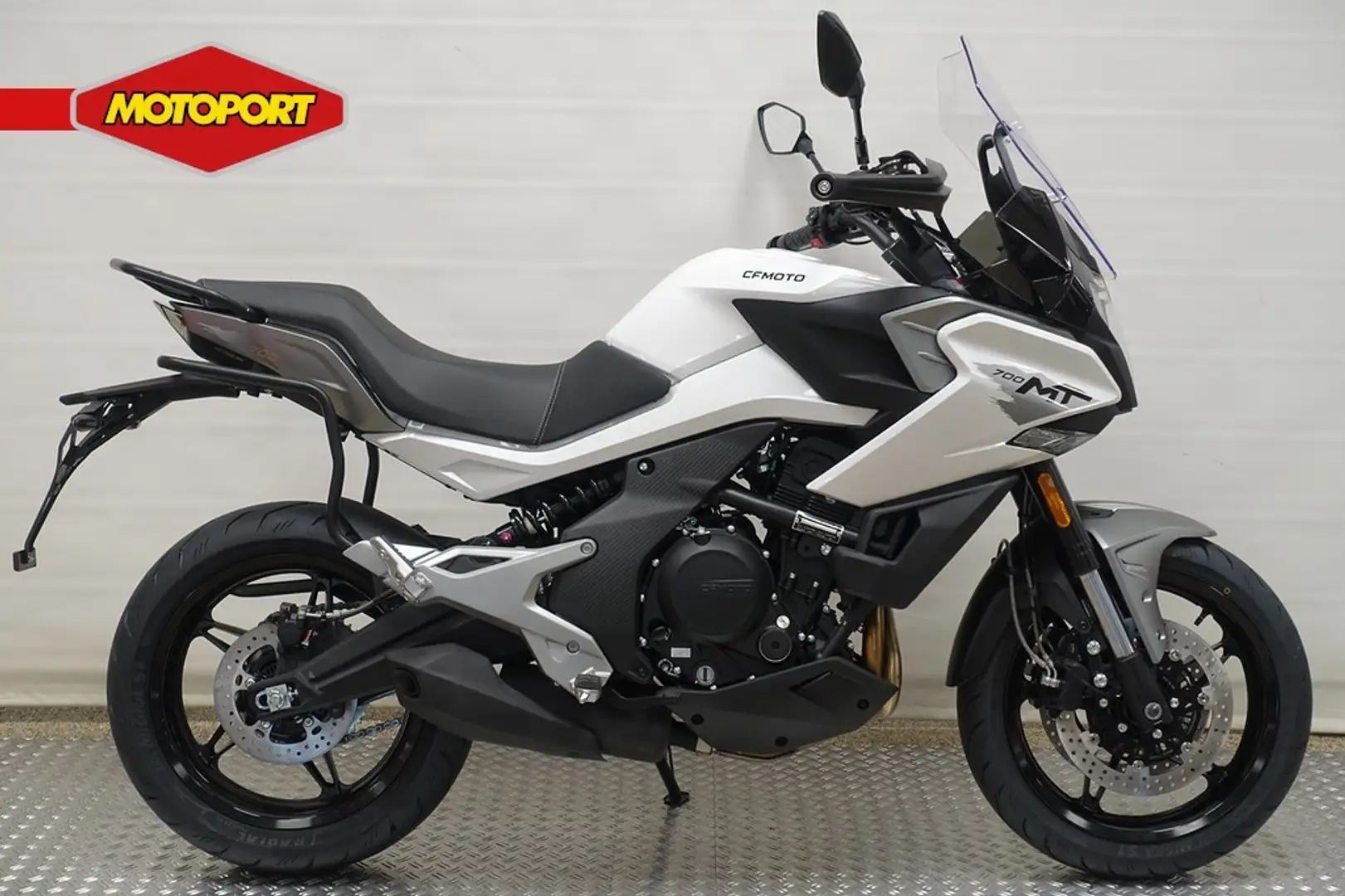 CFMOTO 700 MT Wit - 1