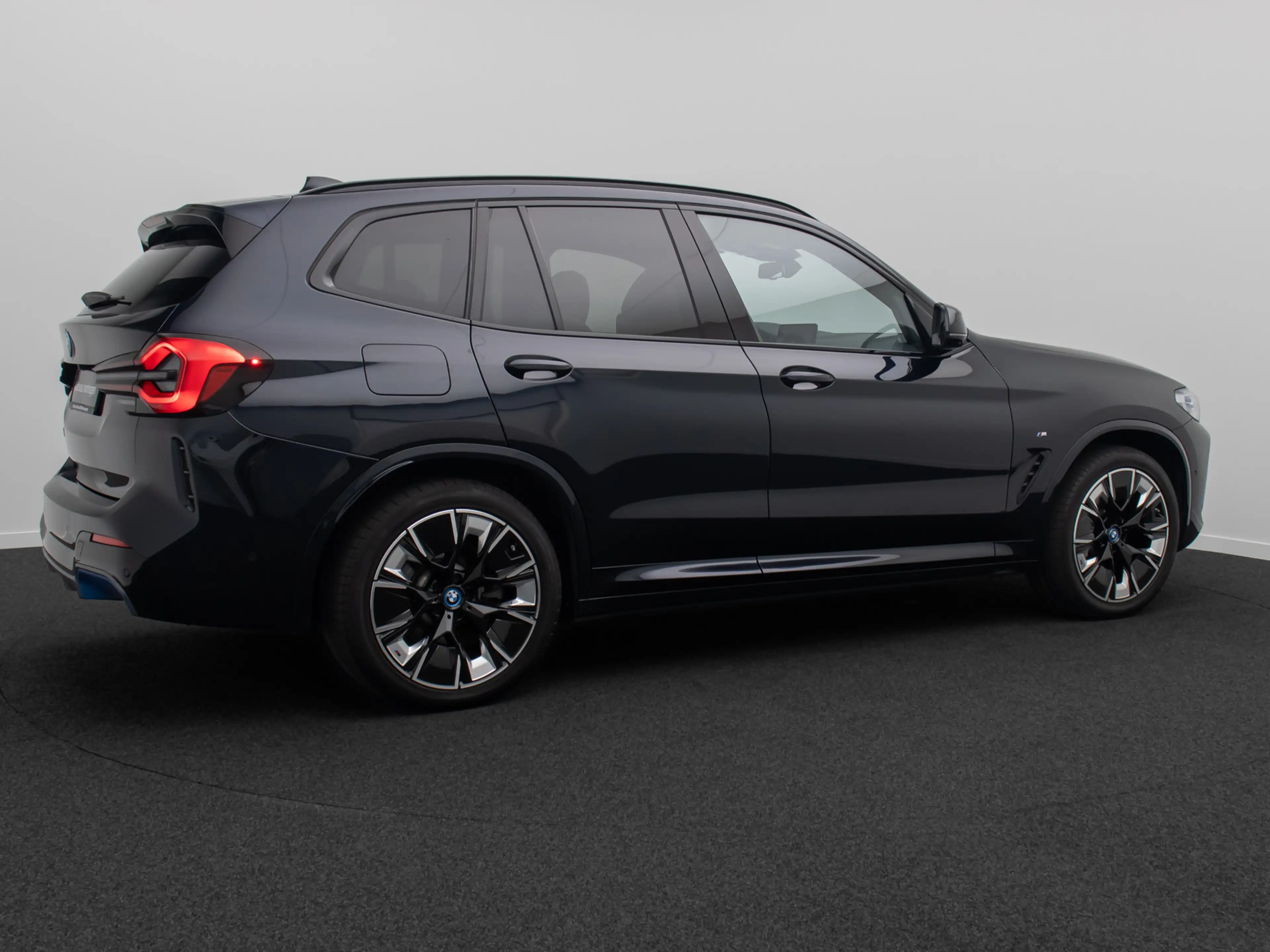 BMW X3 IMPRESSIVE 360° H K Panorama DAB HUD 20Zoll — photo 6