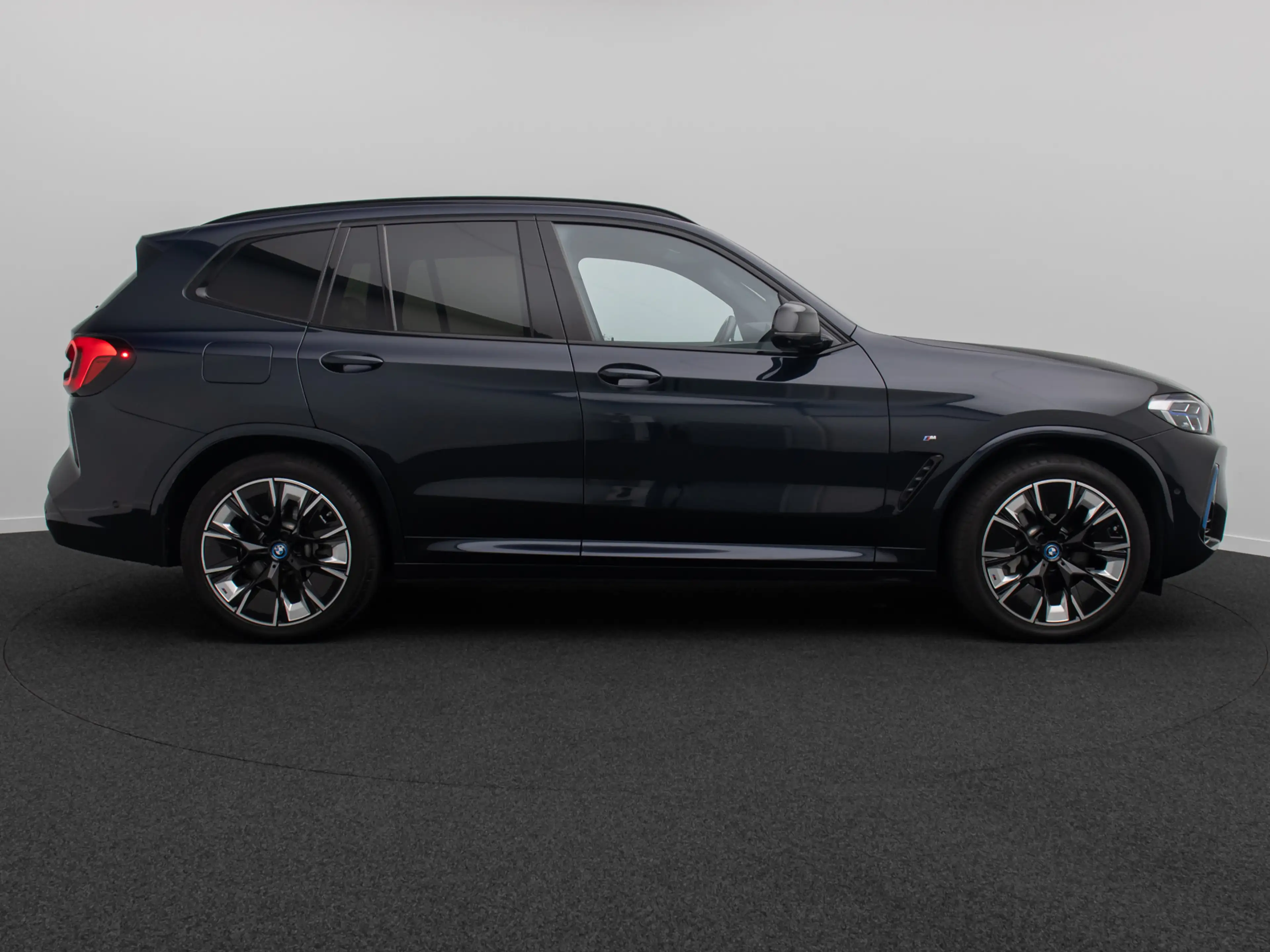 BMW X3 IMPRESSIVE 360° H K Panorama DAB HUD 20Zoll — photo 5