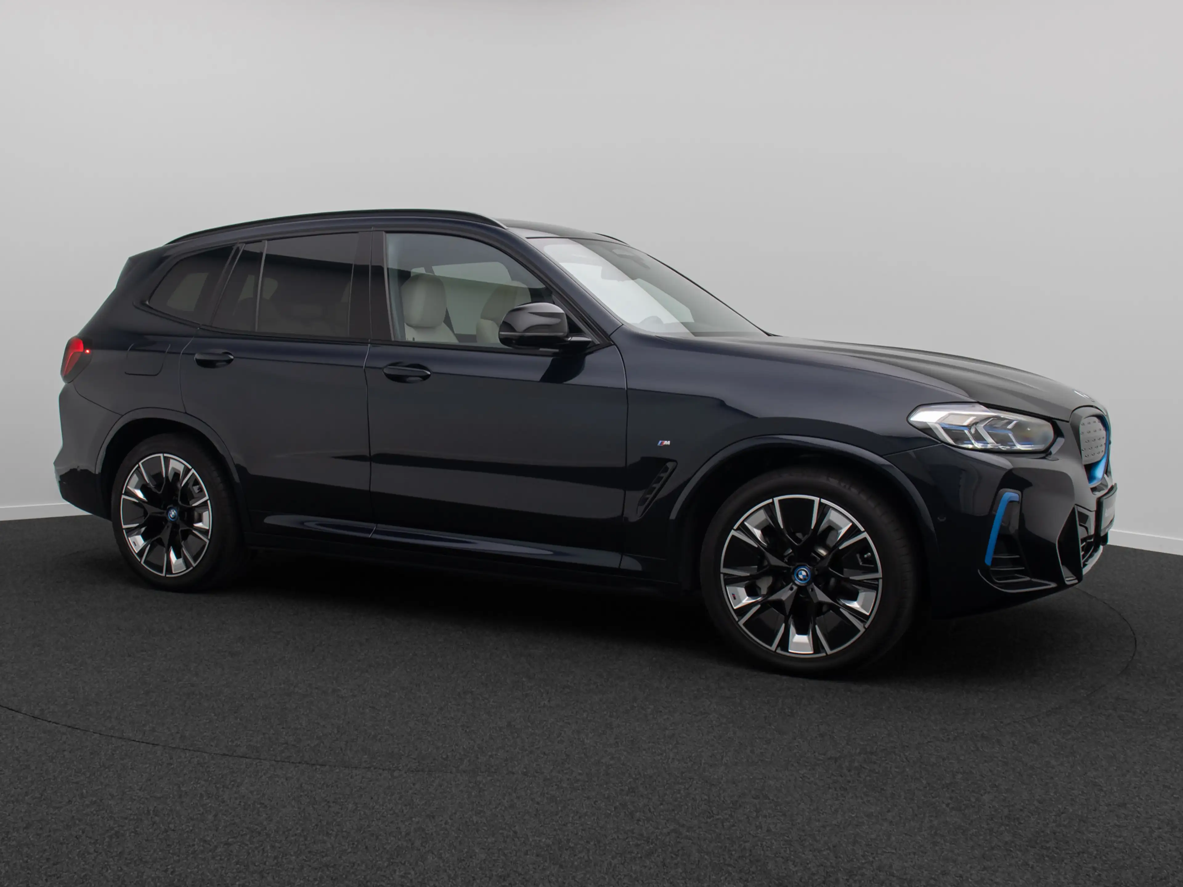 BMW X3 IMPRESSIVE 360° H K Panorama DAB HUD 20Zoll — photo 4