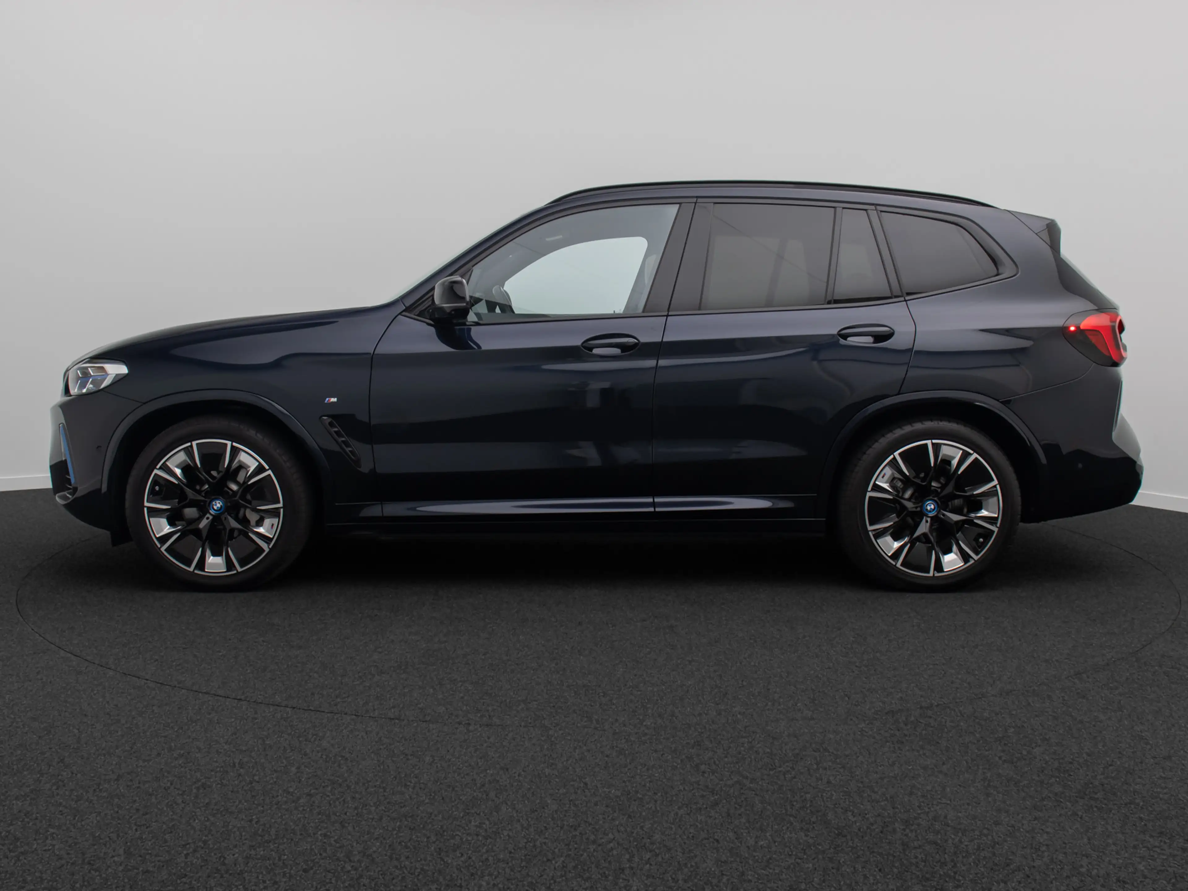 BMW X3 IMPRESSIVE 360° H K Panorama DAB HUD 20Zoll — photo 11