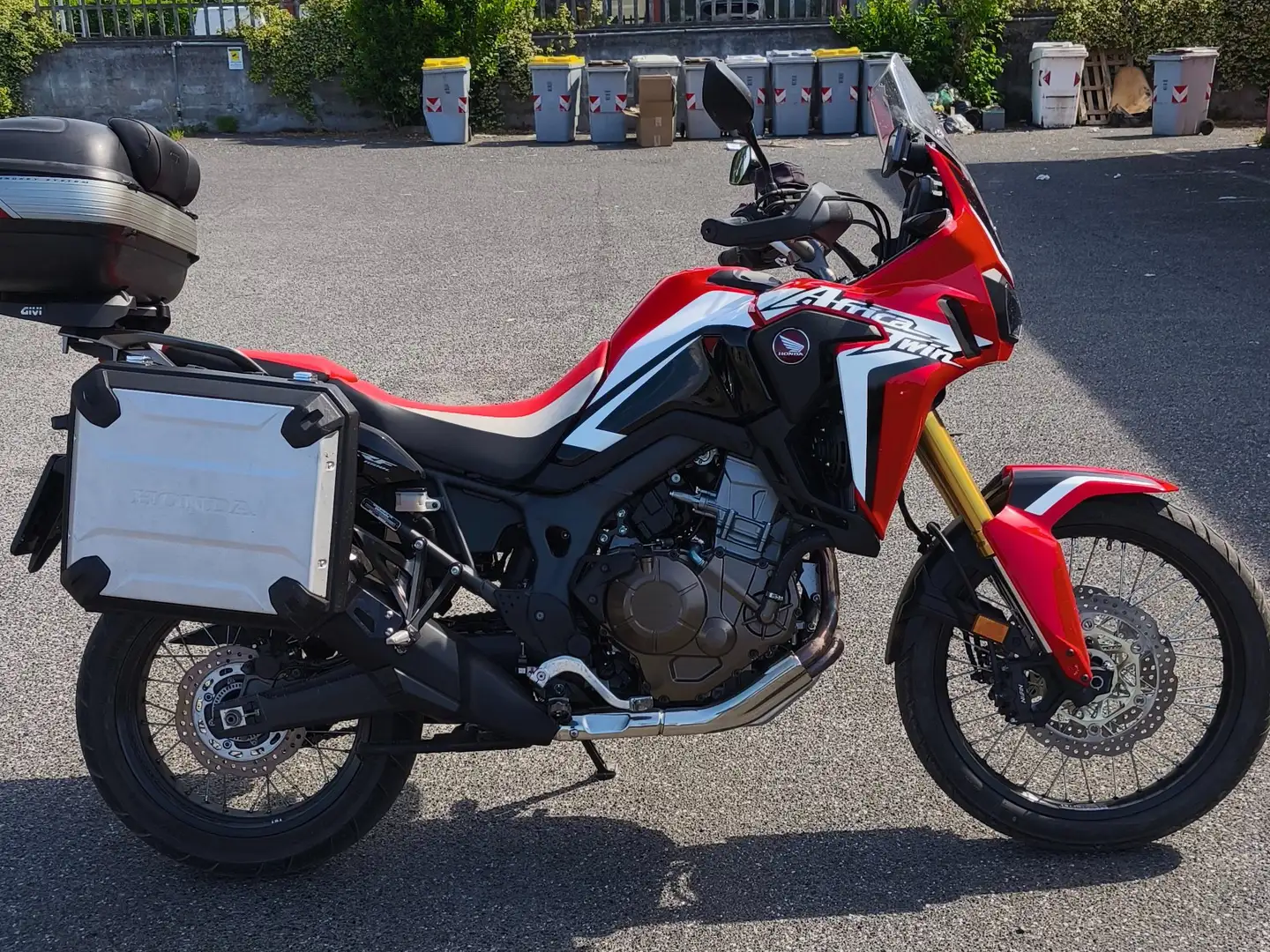 Honda CRF 1000 Afrika twin Rosso - 2