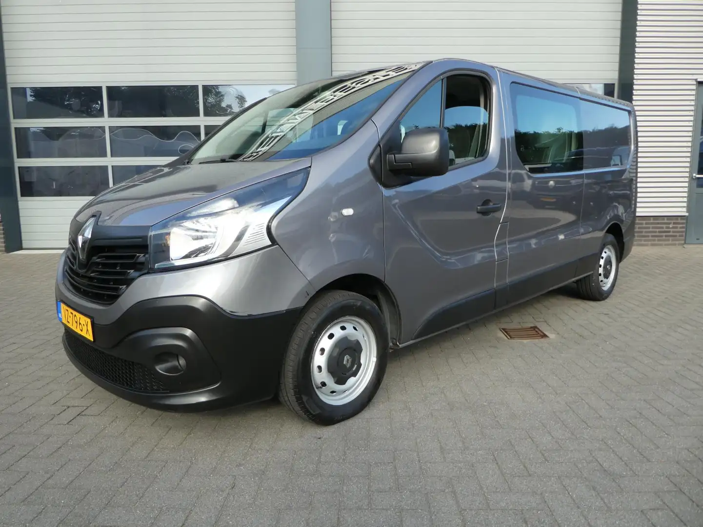 Renault Trafic 1.6 dCi T29 L2H1 DC Dubbel cabine Gris - 1