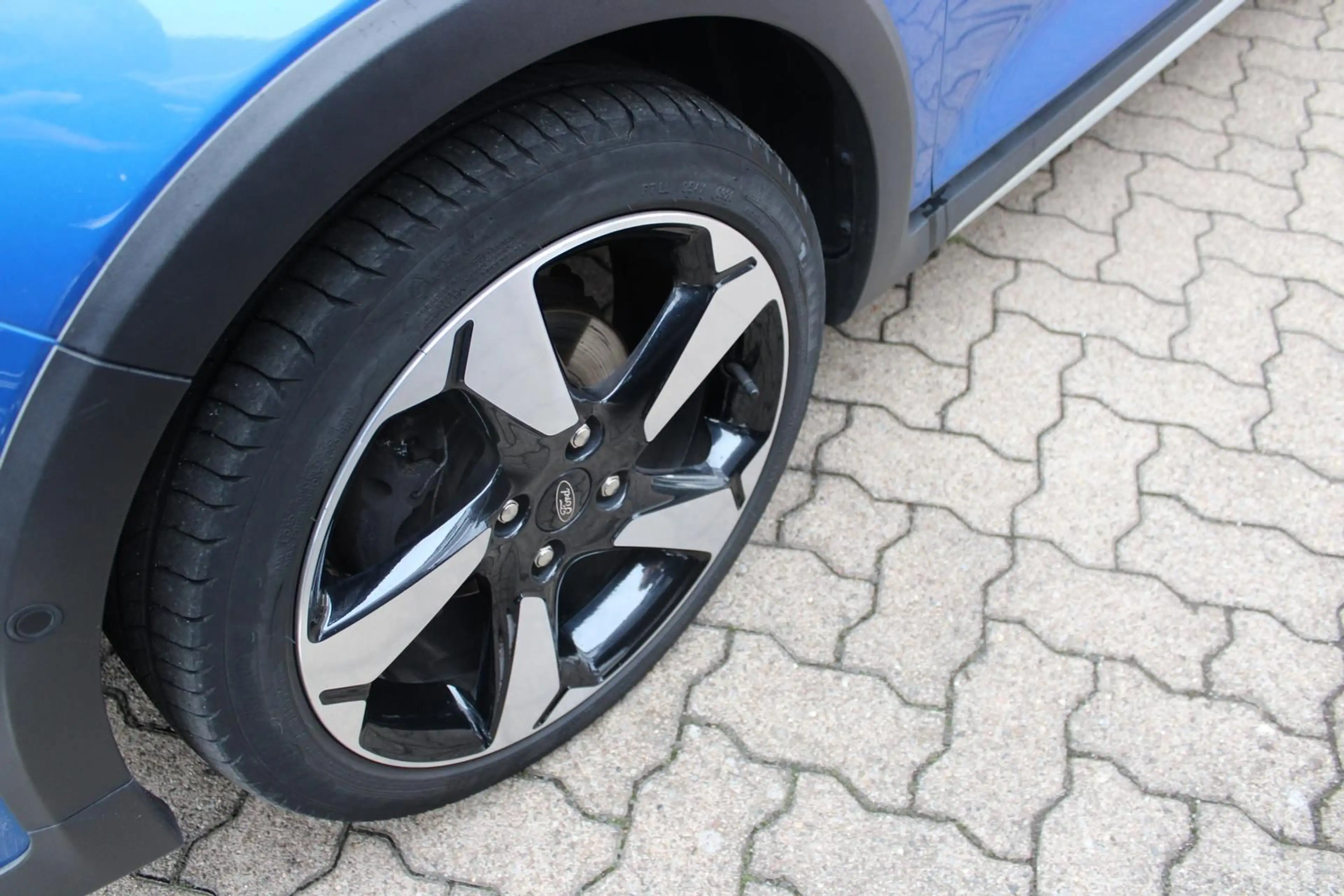Ford Fiesta Active X 1.5 TDCi Winterpaket LED TW RFK — photo 9