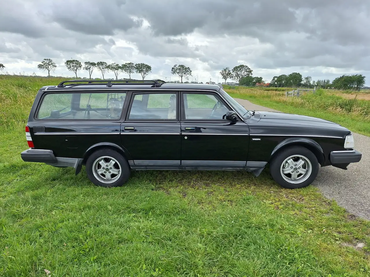 Volvo 240 Amerikaans GLE automaat, foto 5