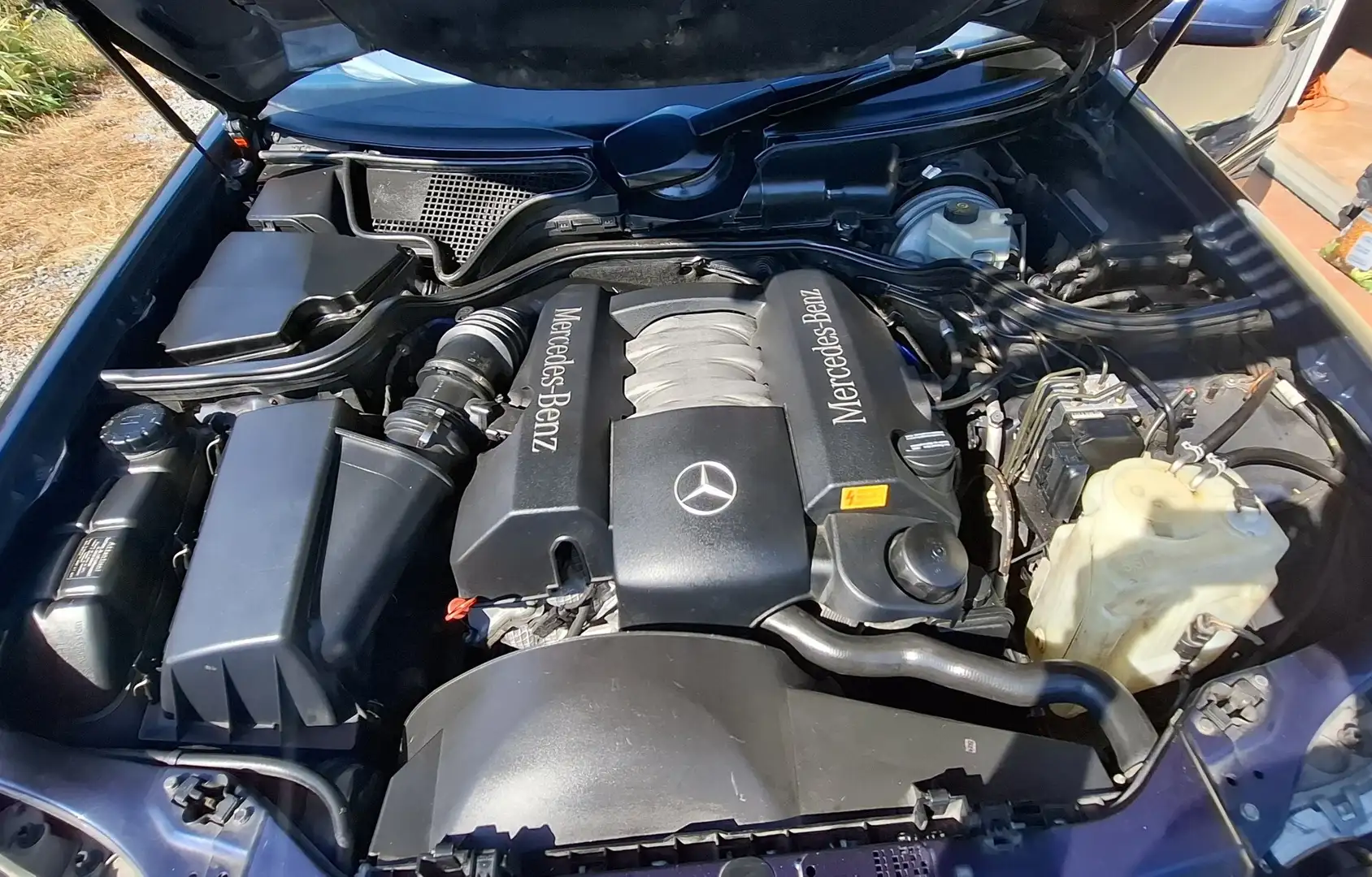 Mercedes-Benz E 320 V6 Avantgarde 4matic - 2