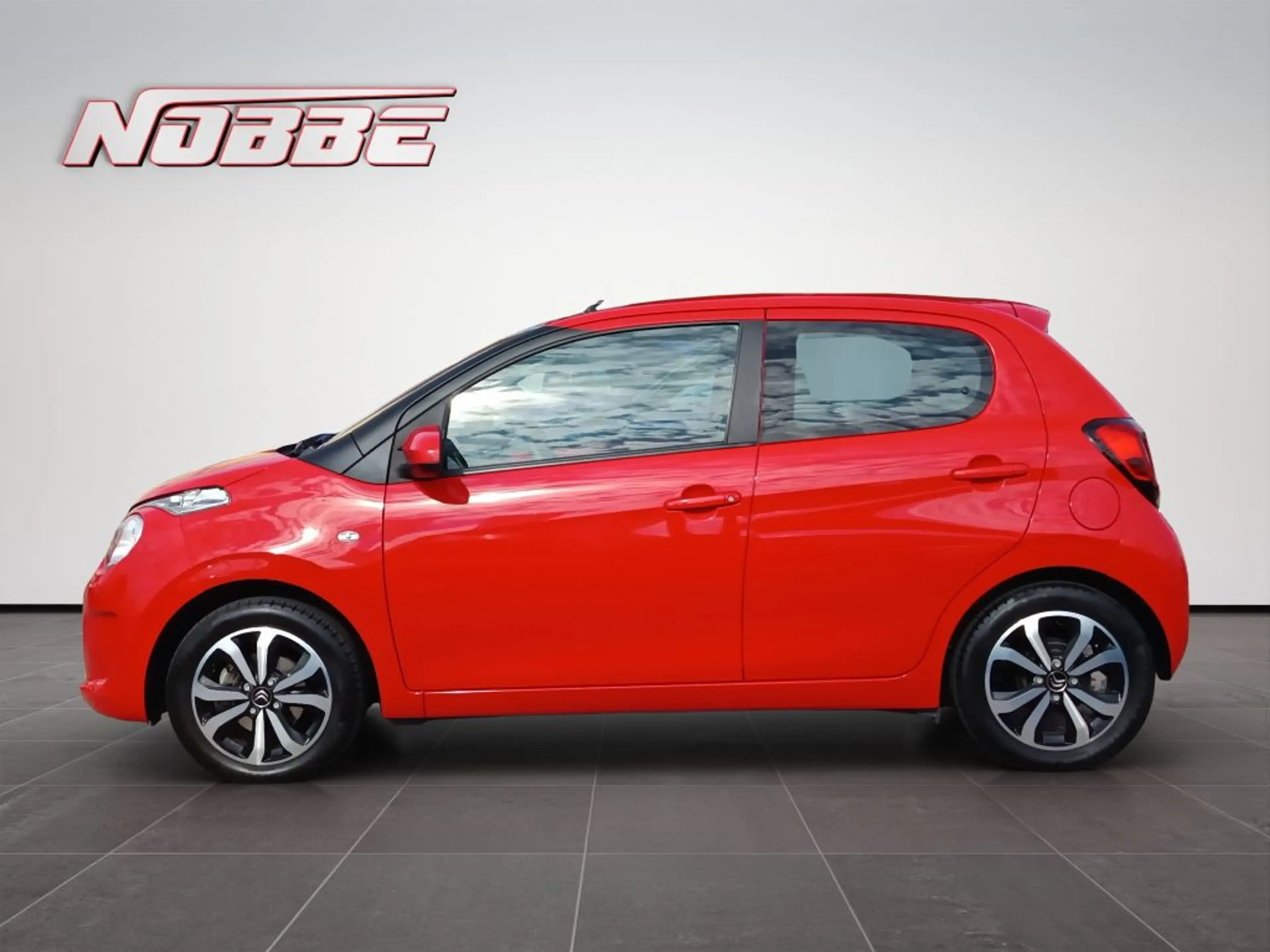 Citroen C1 PureTech 82 Shine — photo 2