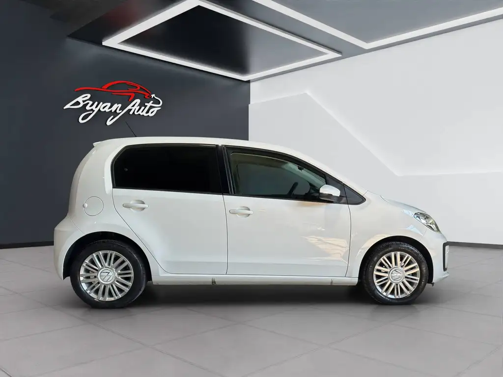 Volkswagen up! 2022 из Европы — купить под ключ