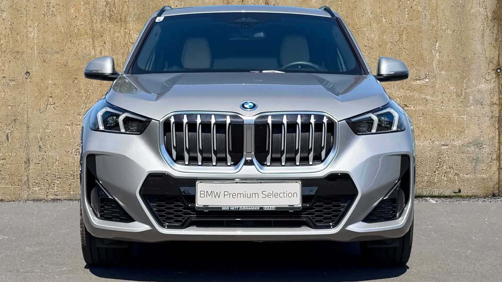 BMW X1 xDrive30e M-Sportpaket Silber - 2