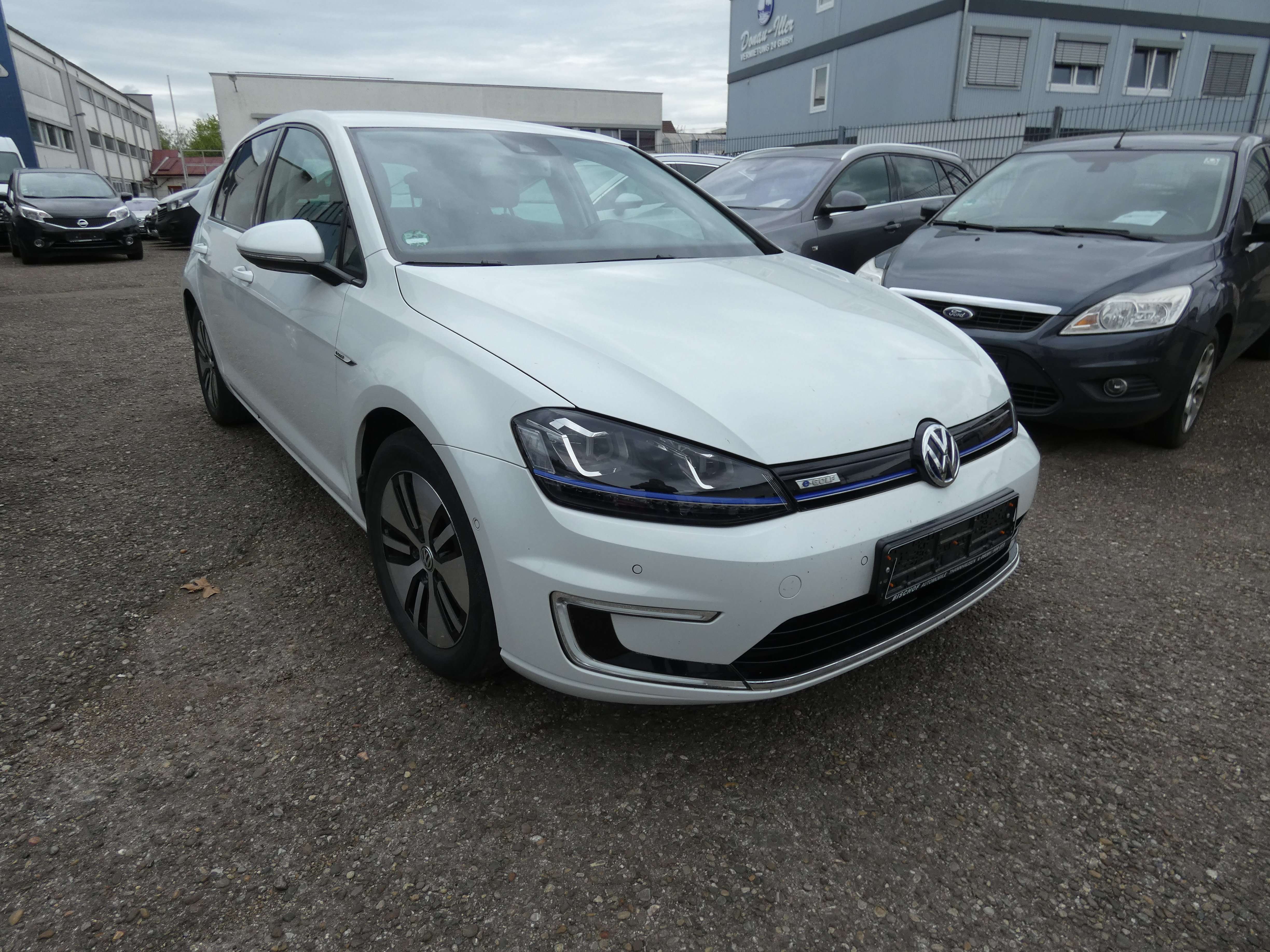 Ojazdené Volkswagen E-Golf 