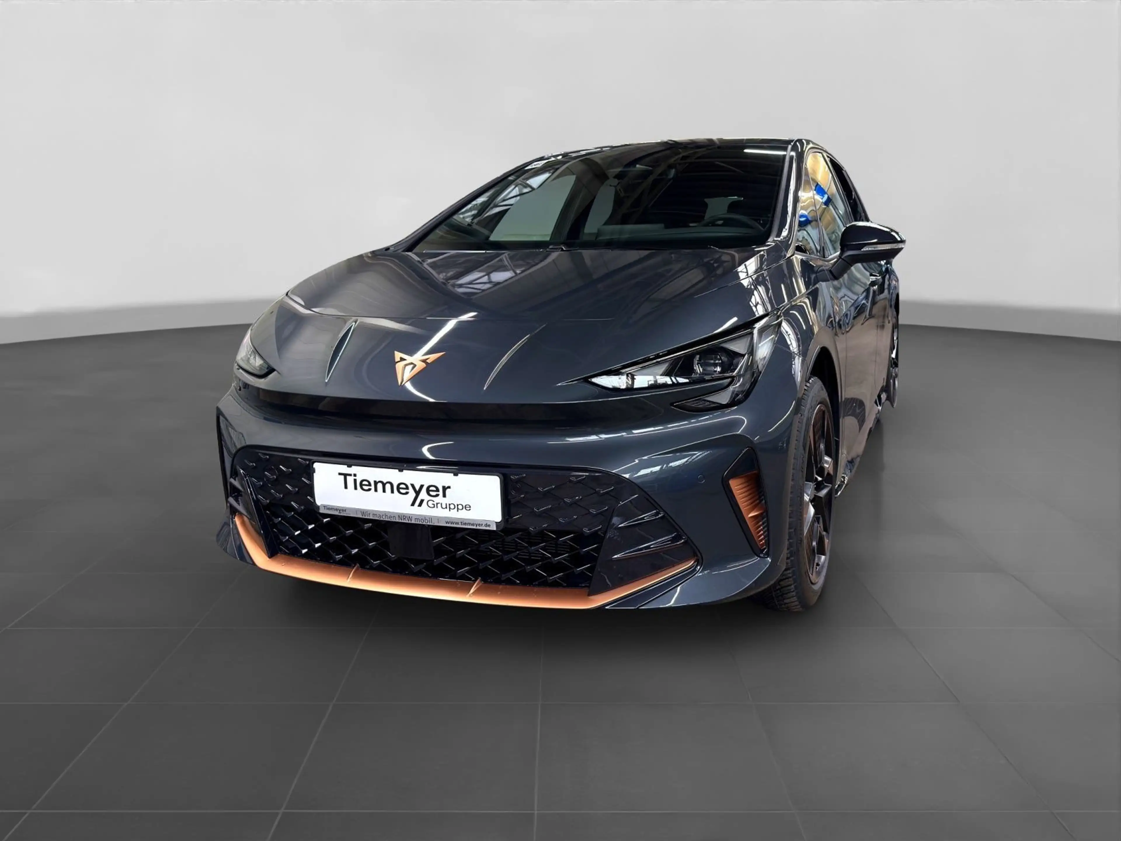 CUPRA Born REA VIEW NAVI SITZHZ LM19 CLIMA — photo 2