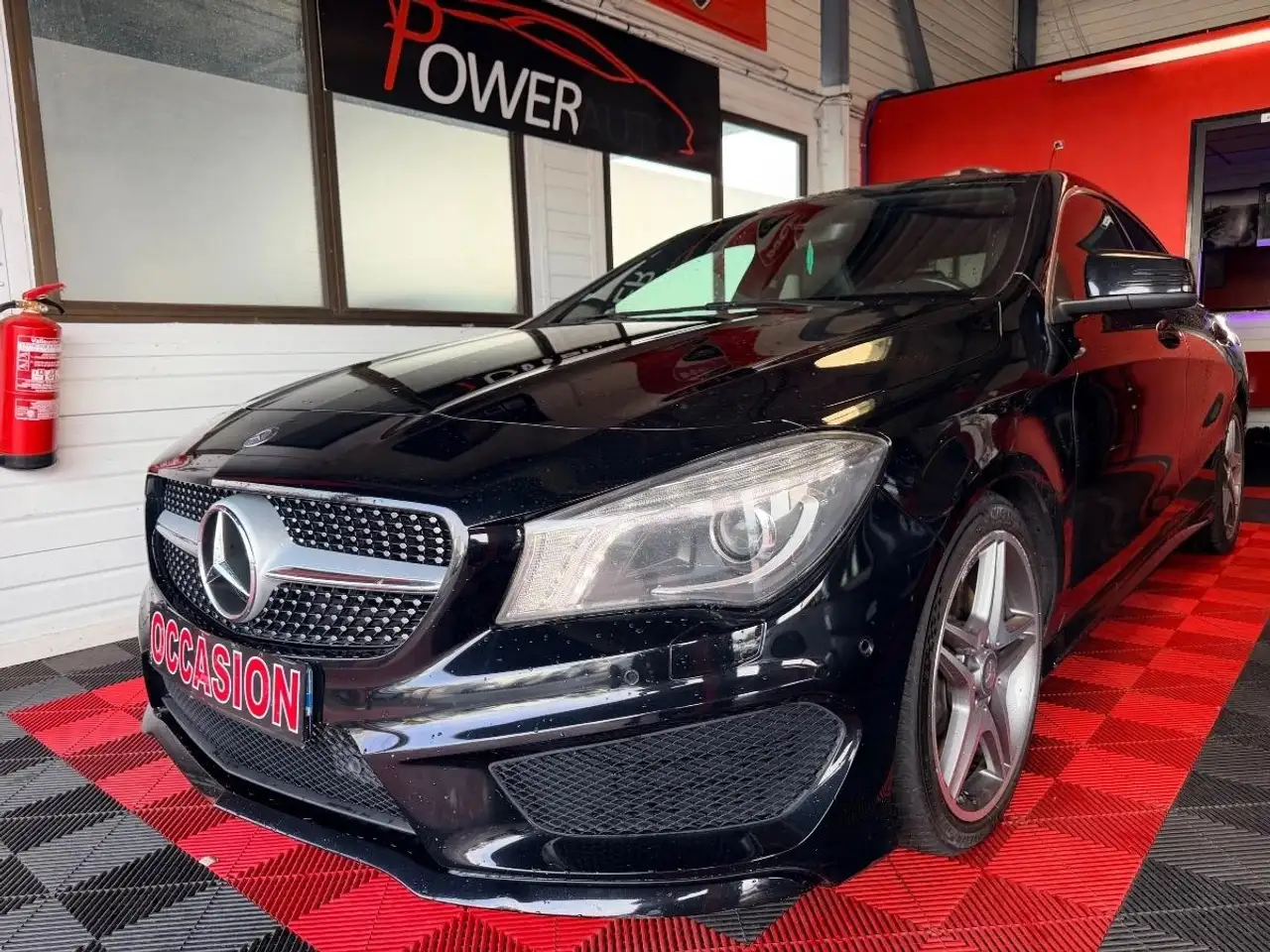 Mercedes-Benz CLA 220
