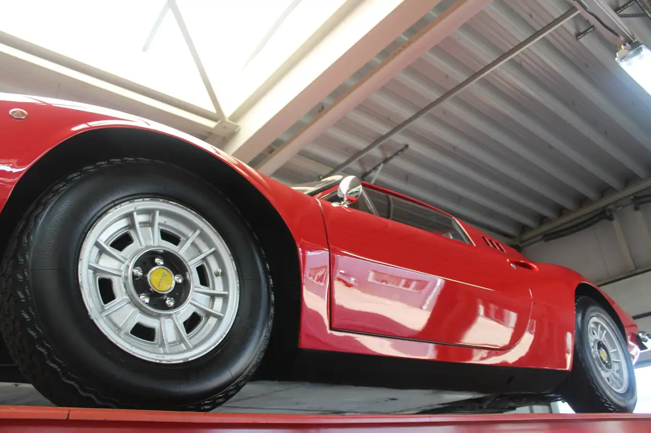 Ferrari 246 GTS Dino Built for the European market - Delivered, foto 9