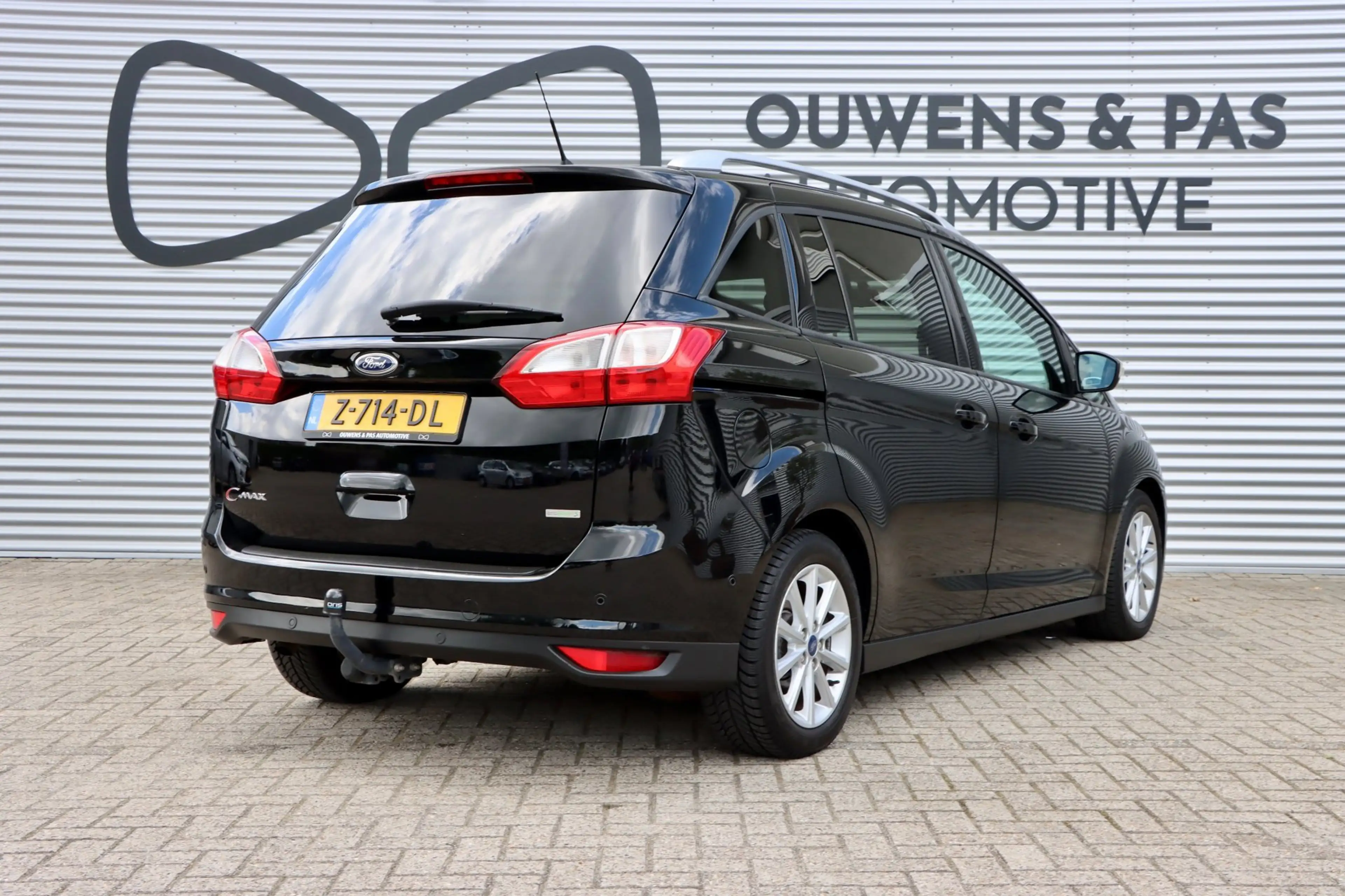 Ford Grand C-Max 1.0 Titanium | NAVIGATIE | WINTERPAKKET | TREKHAAK — photo 9
