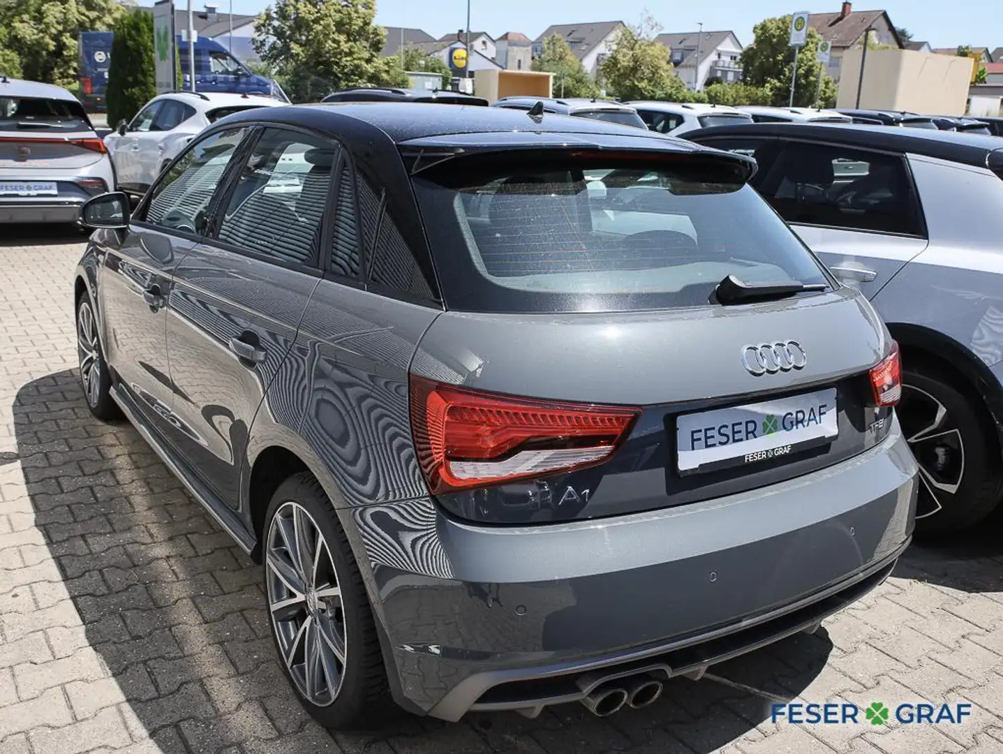 Audi A1 Sportback 1.4 TFSI admired Navi,Xenon,Sportsitze,P Gris - 2