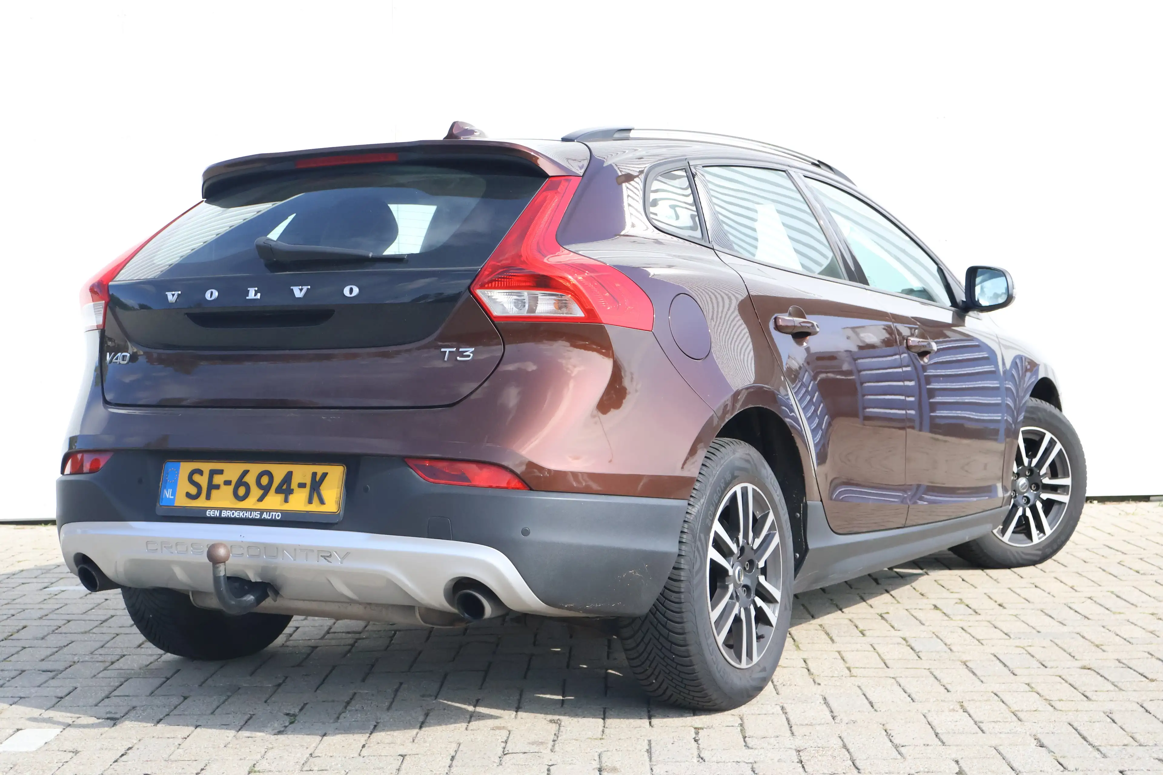 Volvo V40 Cross Country 1.5 T3 Nordic+ Rich Java! | 1e Eigenaar! | All-Sea — photo 44