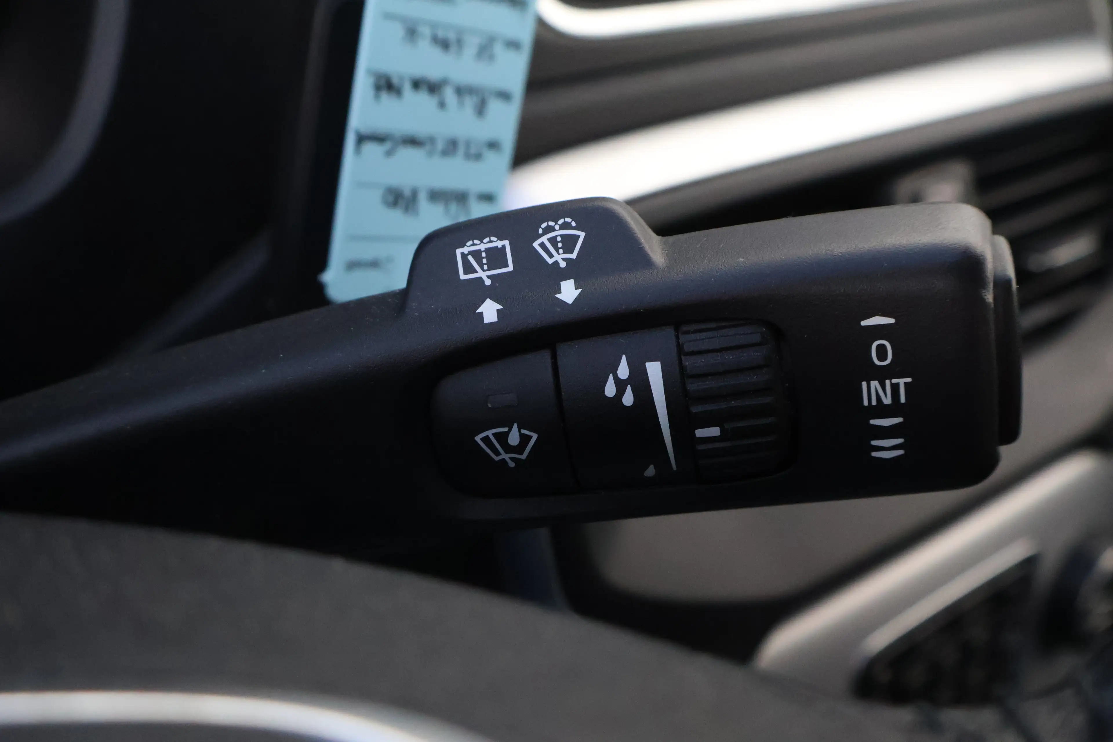 Volvo V40 Cross Country 1.5 T3 Nordic+ Rich Java! | 1e Eigenaar! | All-Sea — photo 13