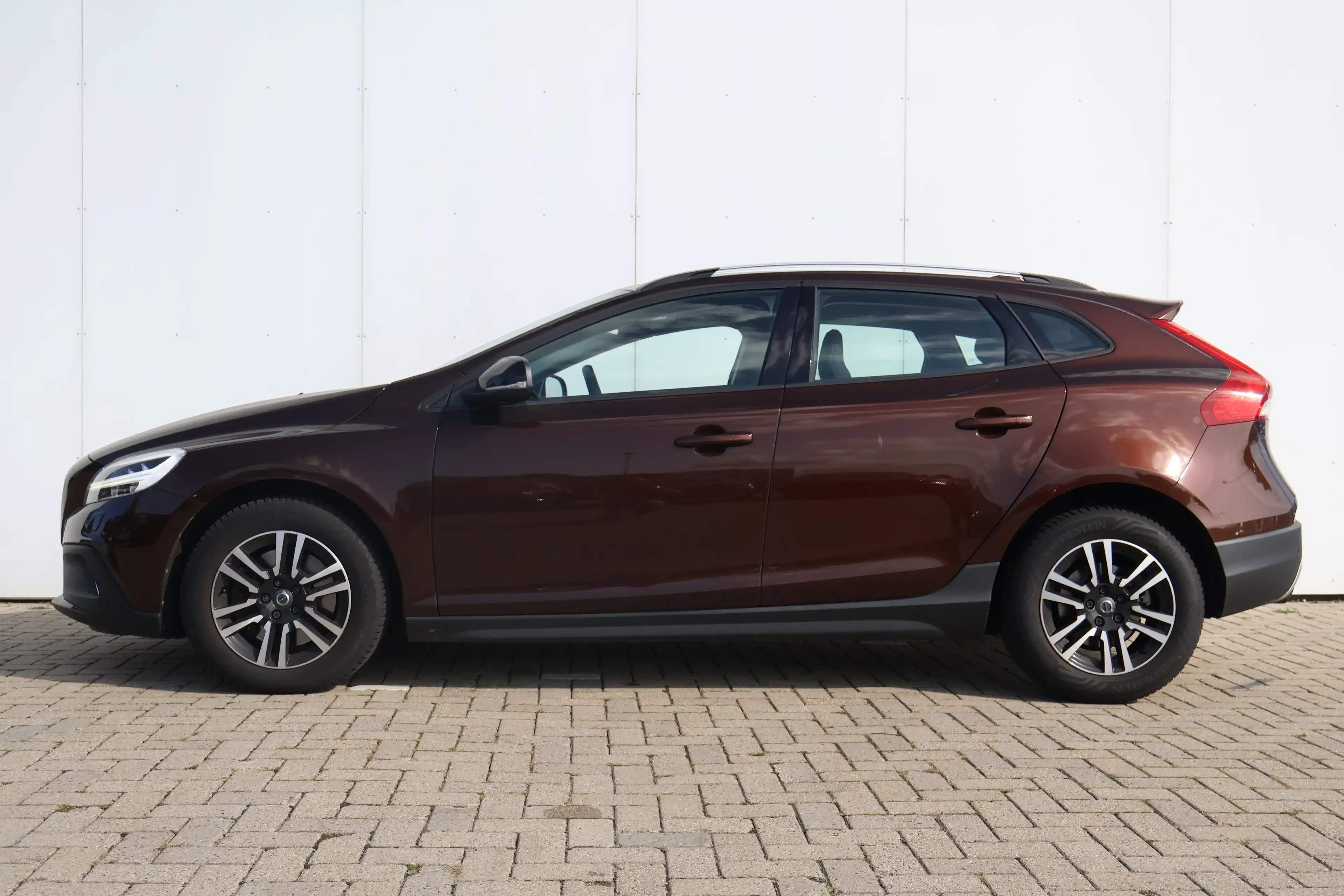 Volvo V40 Cross Country 1.5 T3 Nordic+ Rich Java! | 1e Eigenaar! | All-Sea — photo 40