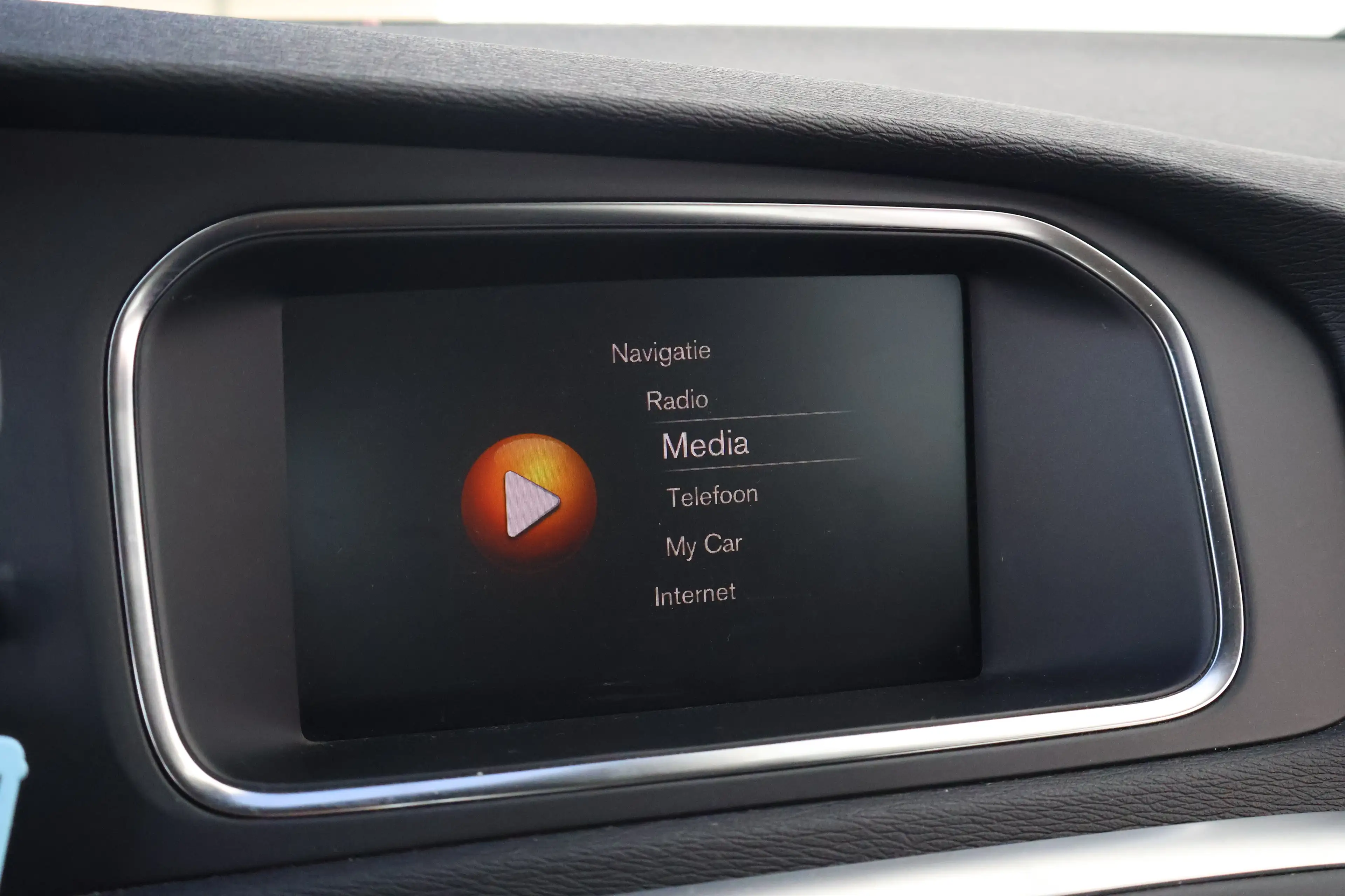 Volvo V40 Cross Country 1.5 T3 Nordic+ Rich Java! | 1e Eigenaar! | All-Sea — photo 20