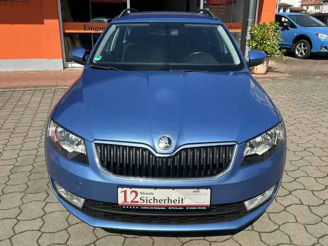 Skoda Octavia view 2