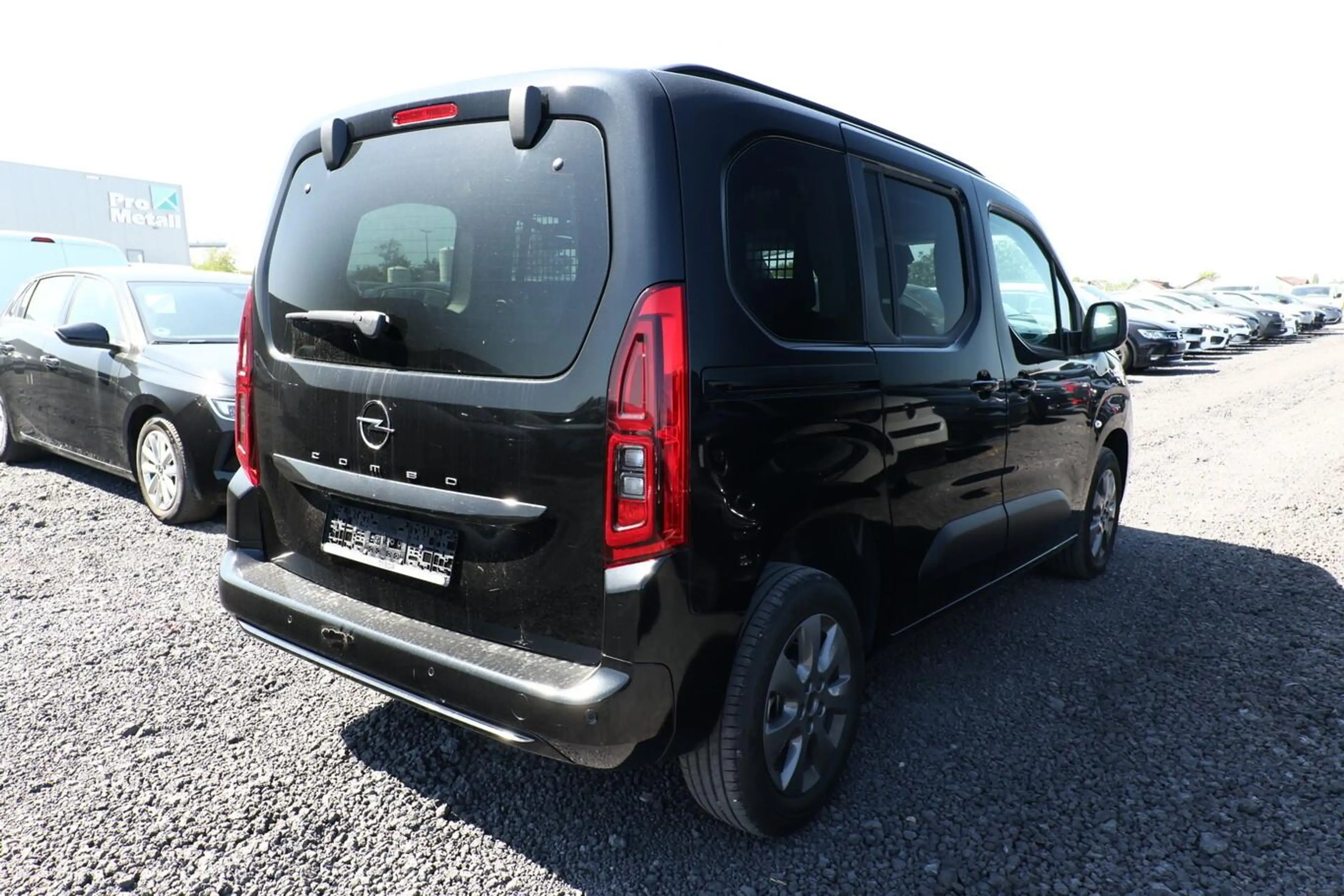 Opel Combo AT8 GS Nav10" Kam IntelliLux PDC Privacy 96 kW ... — photo 3