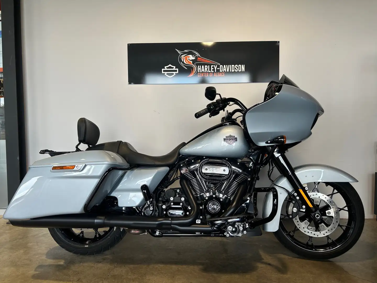 Harley-Davidson Road Glide - 1