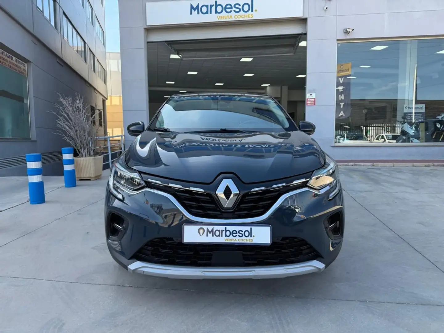Renault Captur TCe Techno 67kW Gris - 1