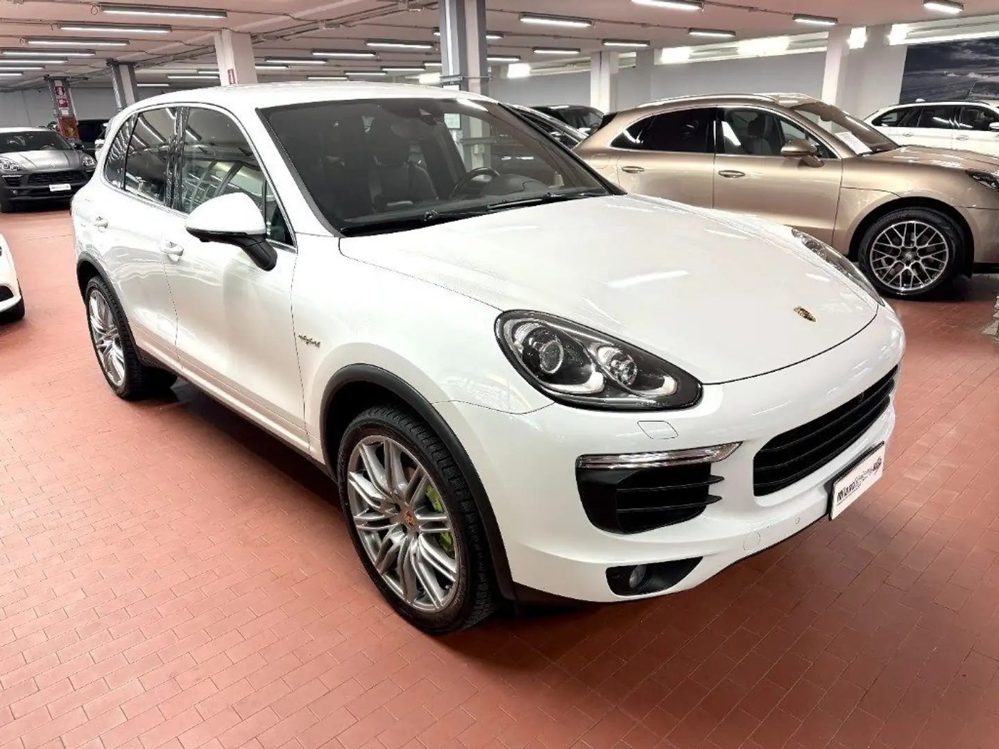 Porsche Cayenne 3.0 S E-Hybrid *Plug-In* White - 2