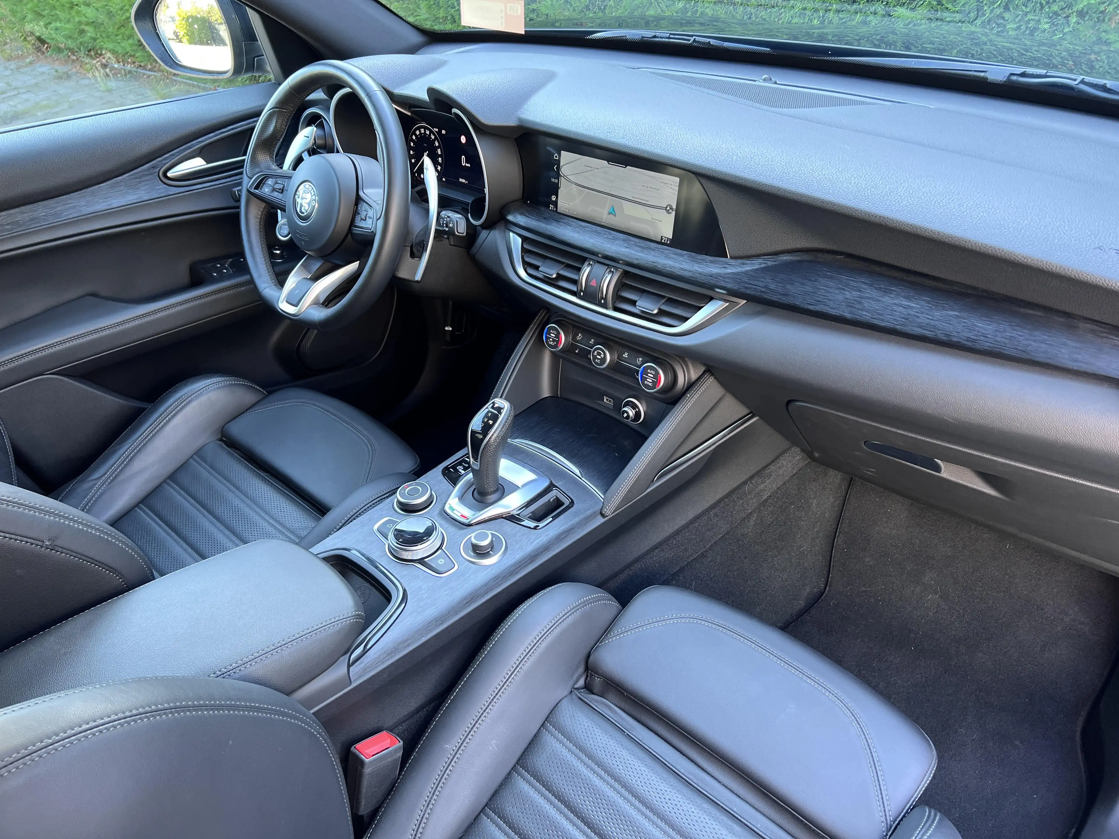 Alfa Romeo Stelvio Sprint 2.2 Diesel AT8 — photo 12