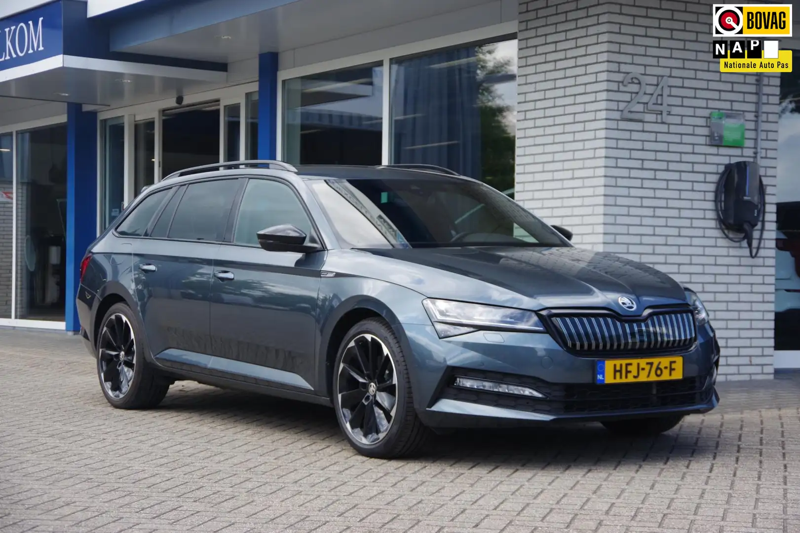 Skoda Superb Combi 1.4 TSI iV Sportline Camera Memory Seat Stoe Grijs - 1