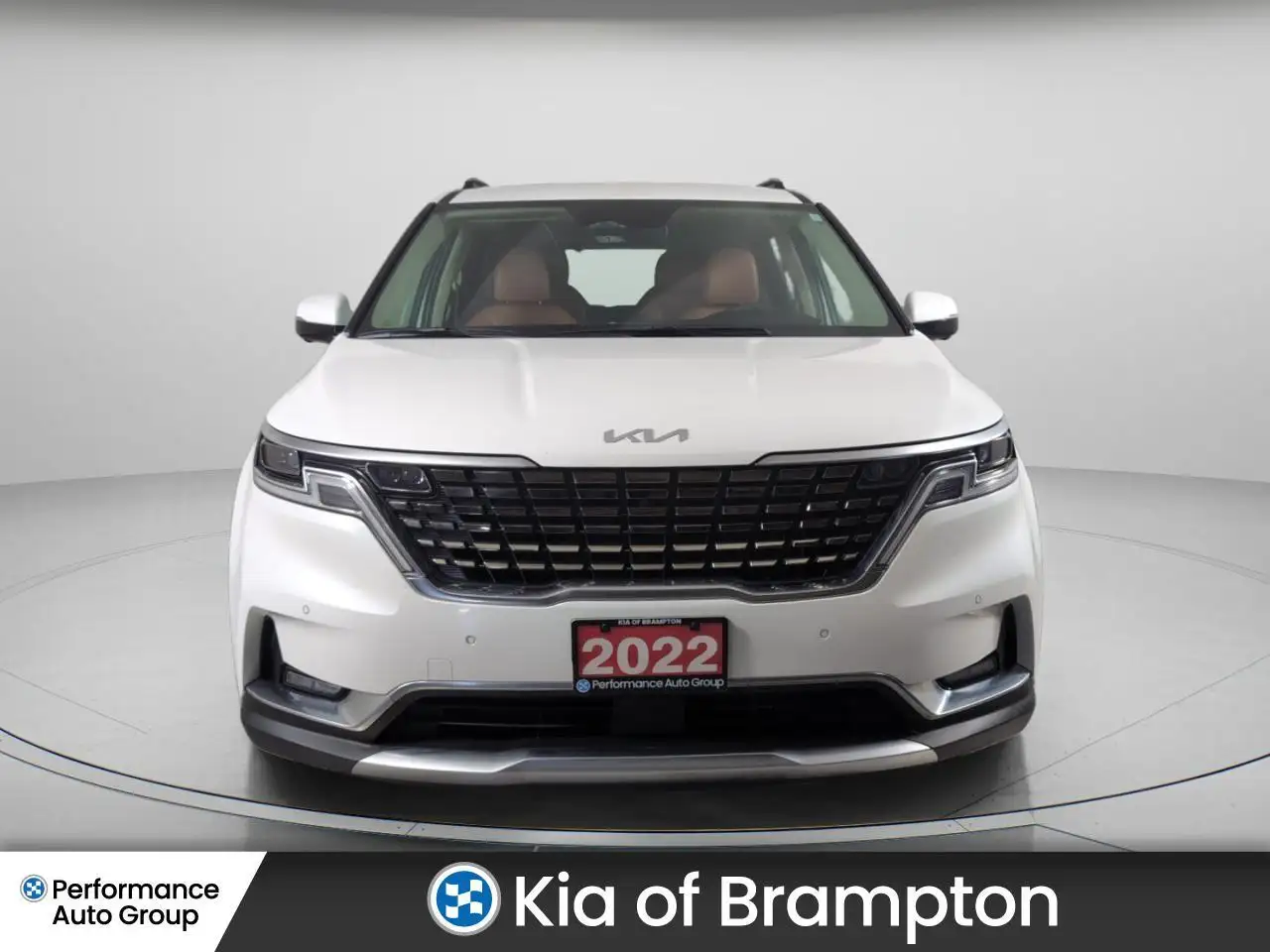 Kia Carnival снимка Kia Carnival