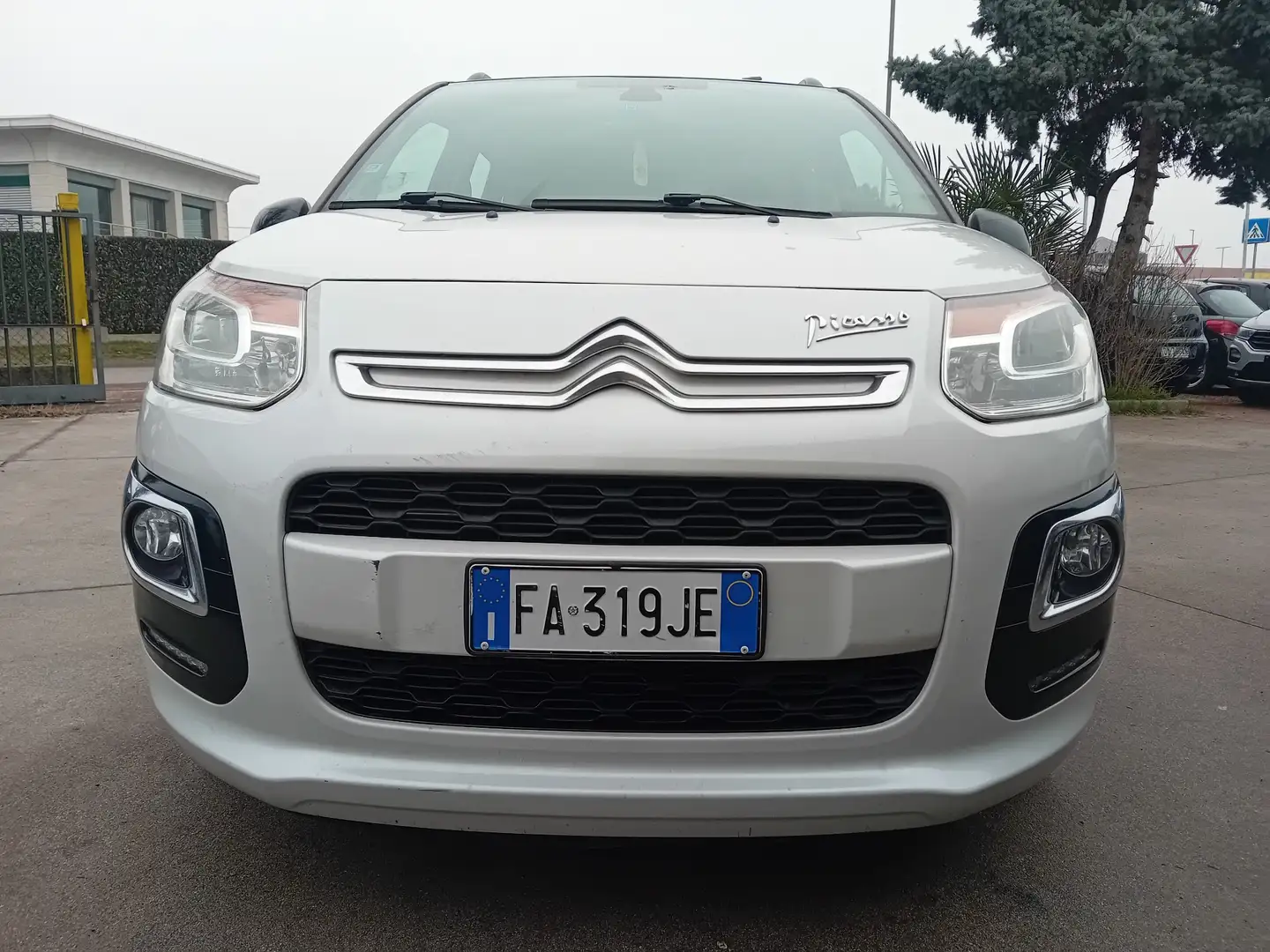 Citroen C3 C3 Picasso 1.6 hdi 16v Exclusive FL Wit - 1