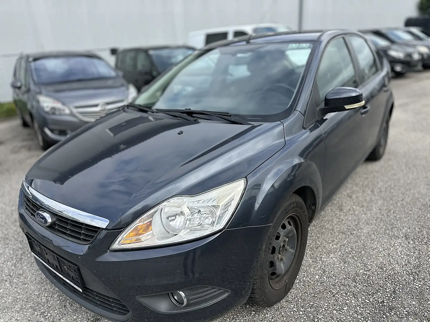 Ford Focus 1,6 TDCi Grau - 1