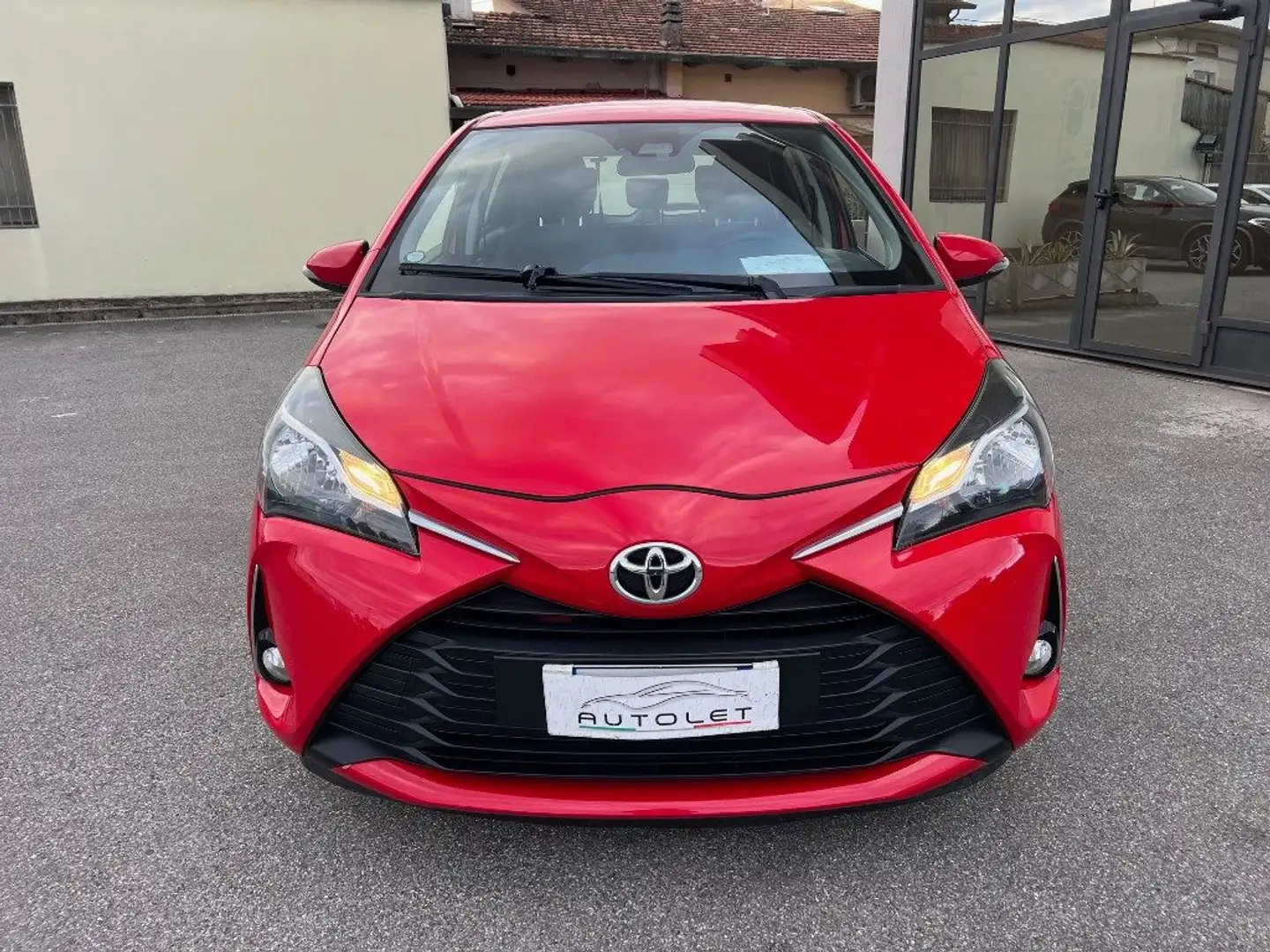 Toyota Yaris 1.0 72 CV 5 porte Lounge Grigio - 2