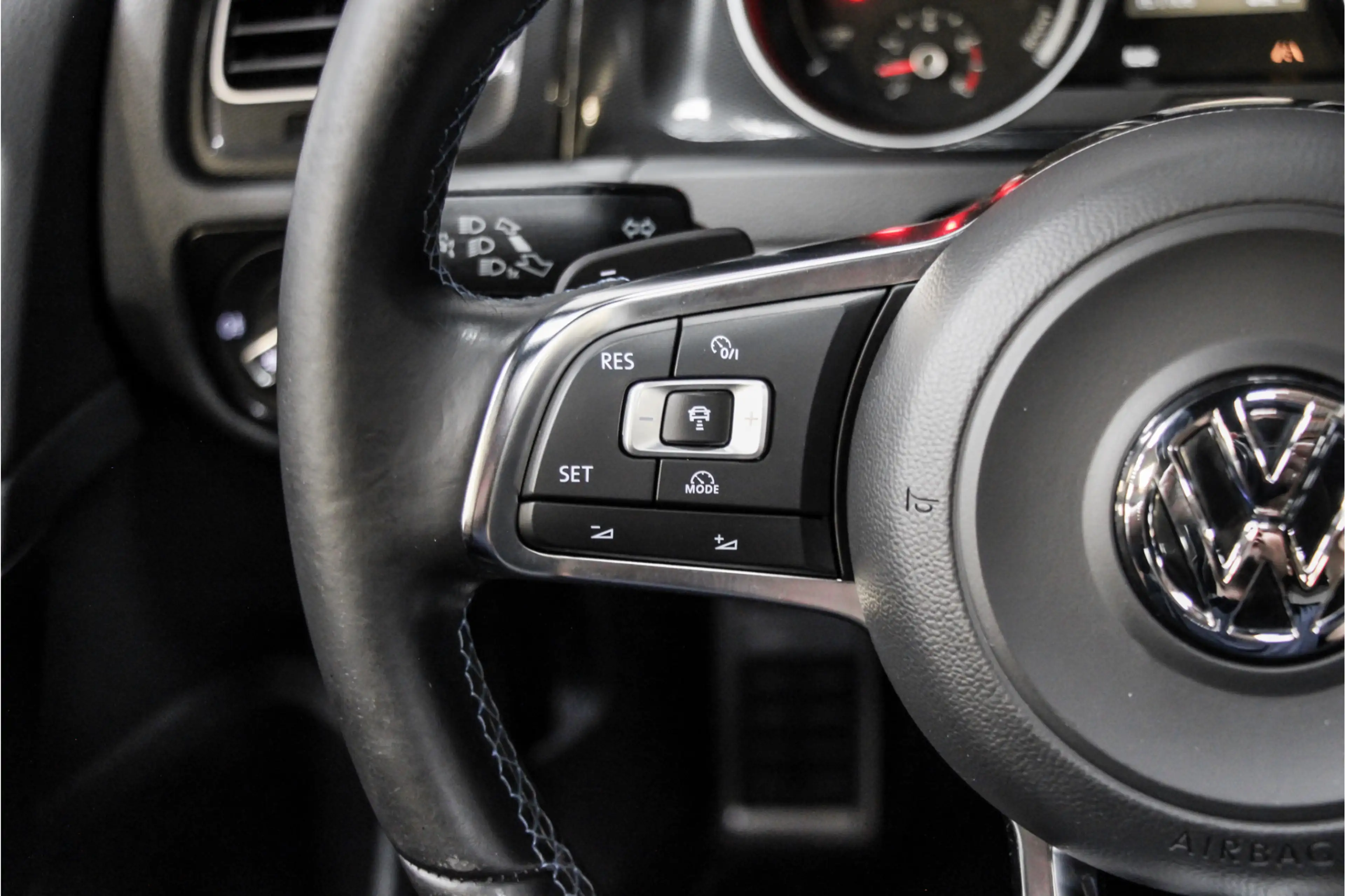 Volkswagen Golf GTE 1.4 TSI |Pano|Leder|ACC|18inch| — photo 14