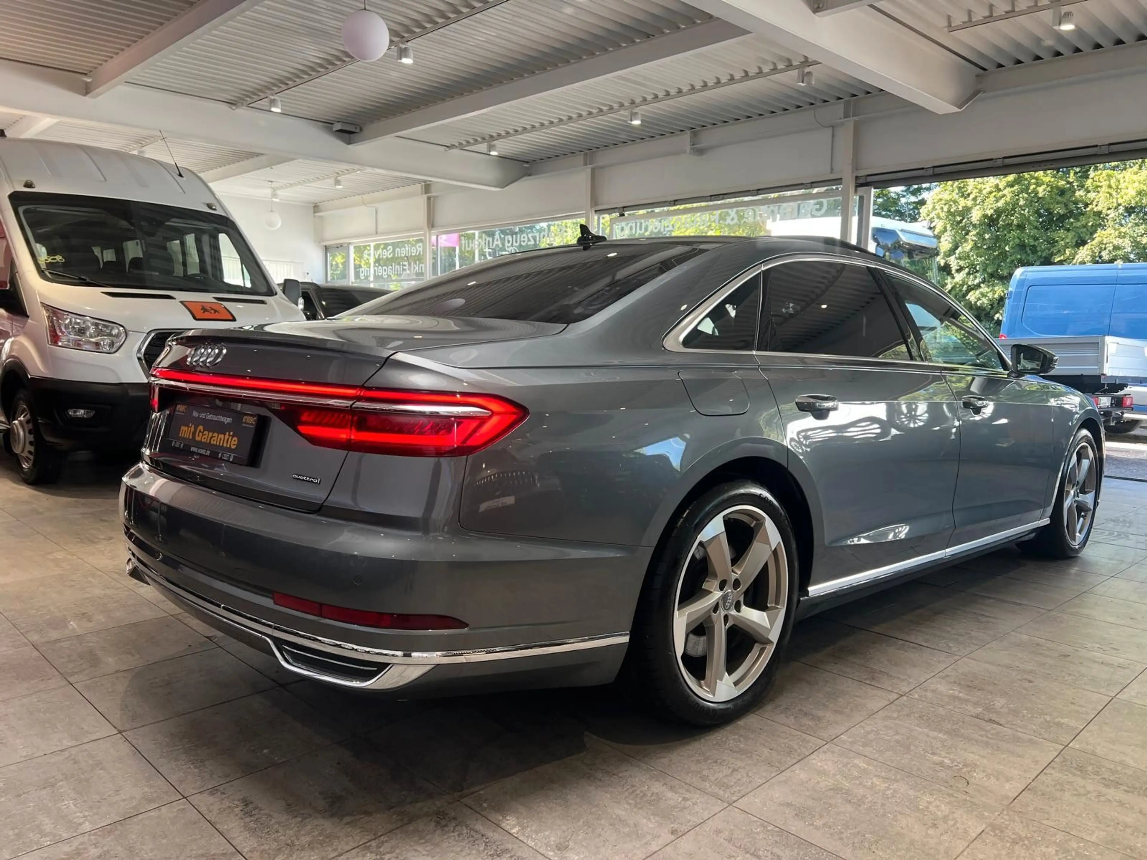 Audi A8 60 TFSI e L Quattro*Lang Version*Exclusive* — photo 4