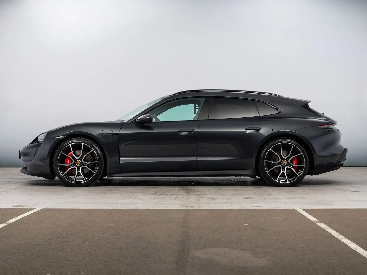 Porsche Taycan 4S Sport Turismo Grau - 2
