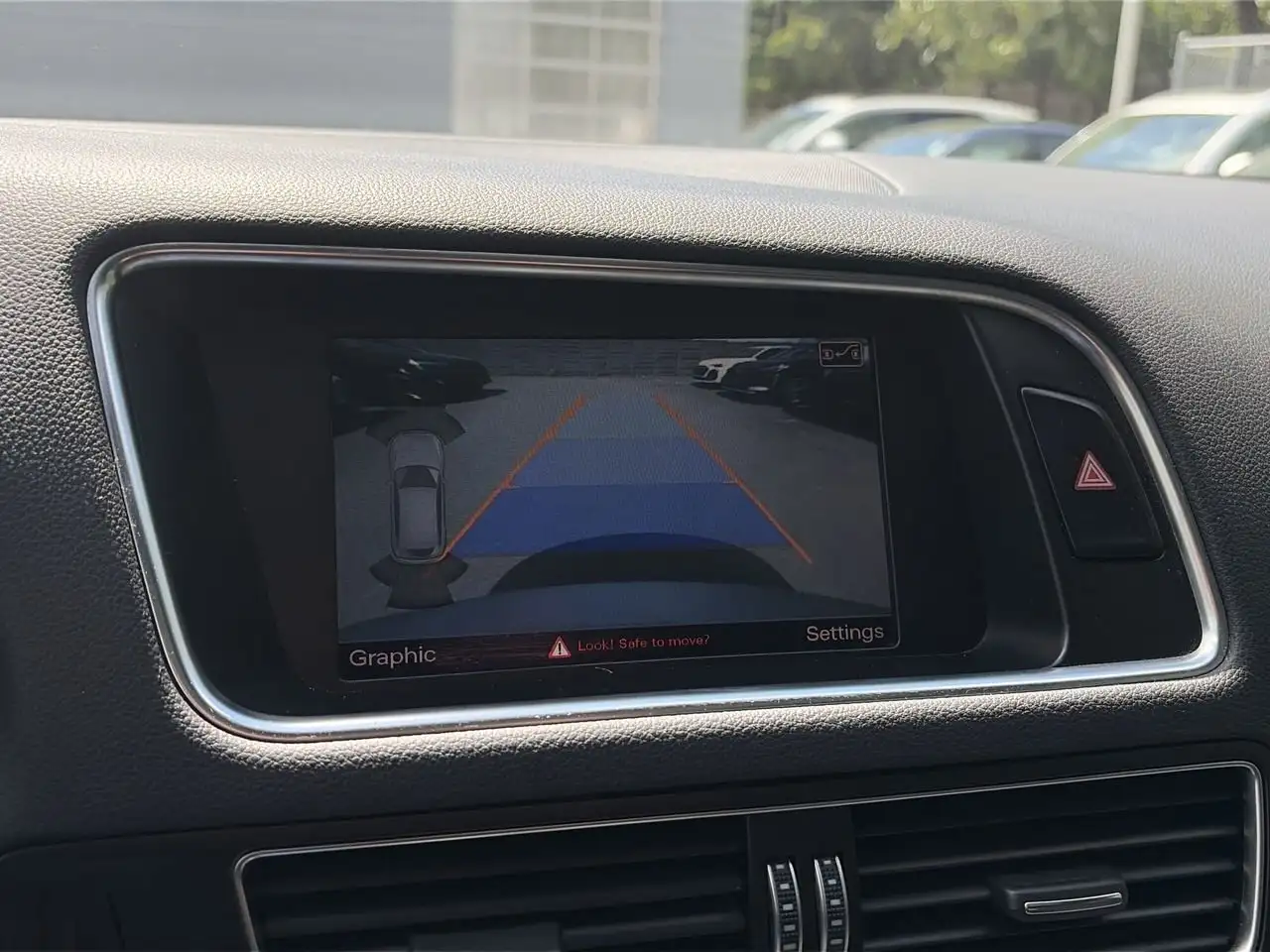 Audi Q5 снимка Audi Q5