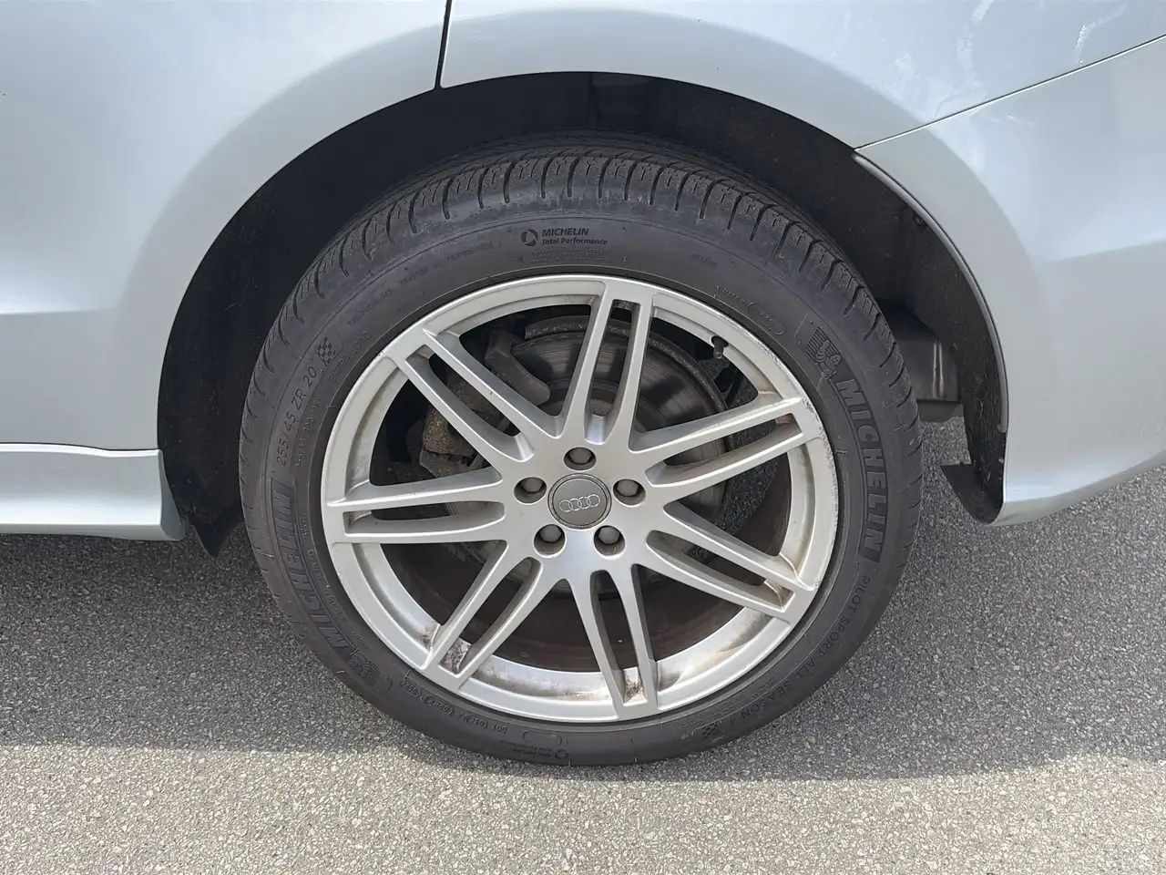 Audi Q5 снимка Audi Q5