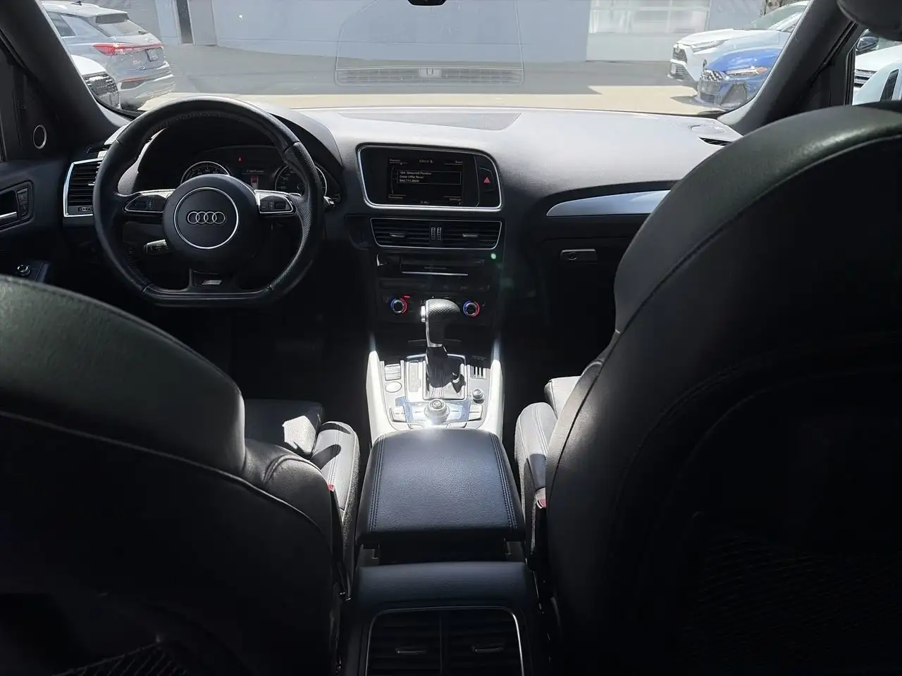 Audi Q5 снимка Audi Q5