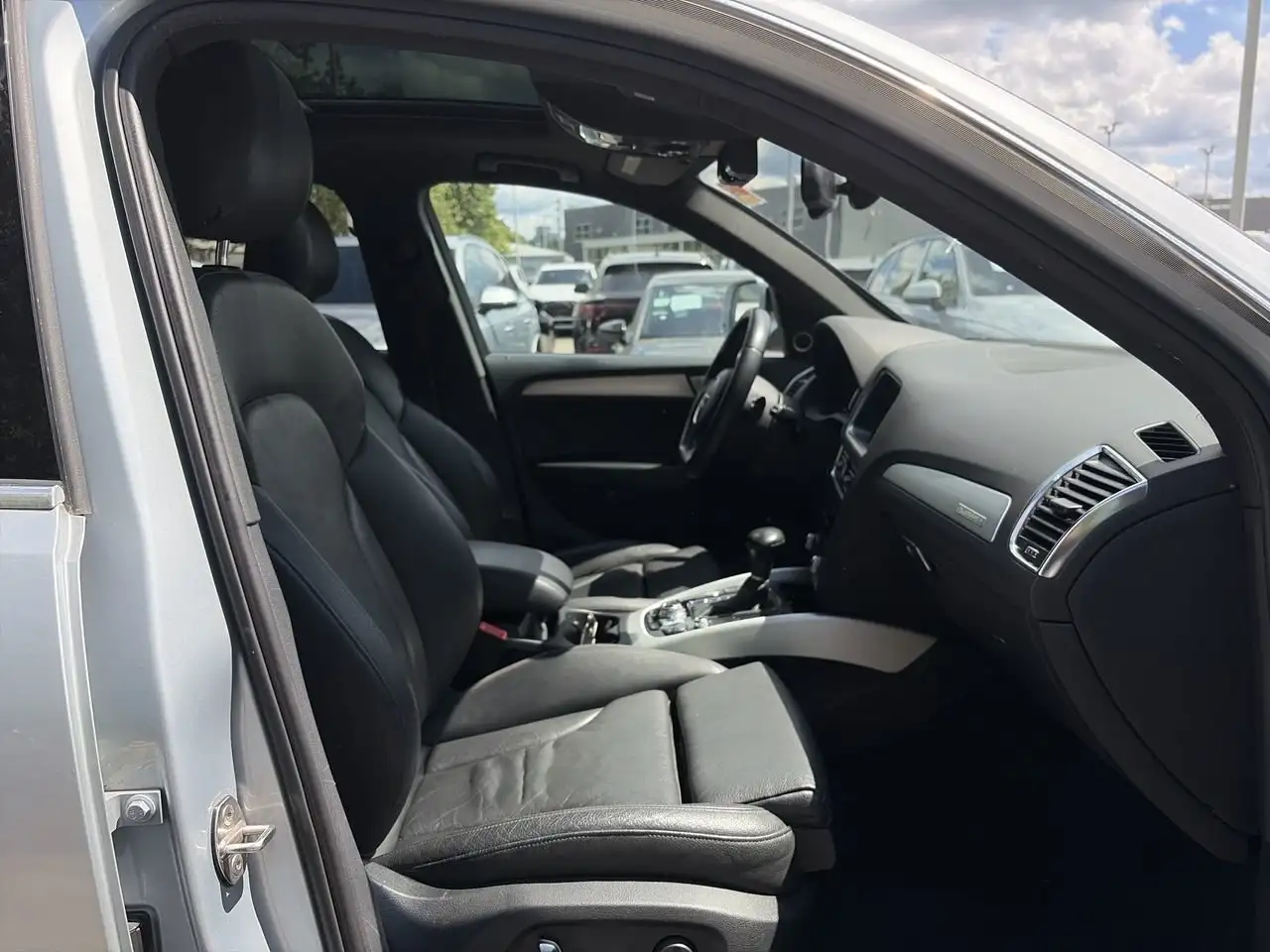 Audi Q5 снимка Audi Q5