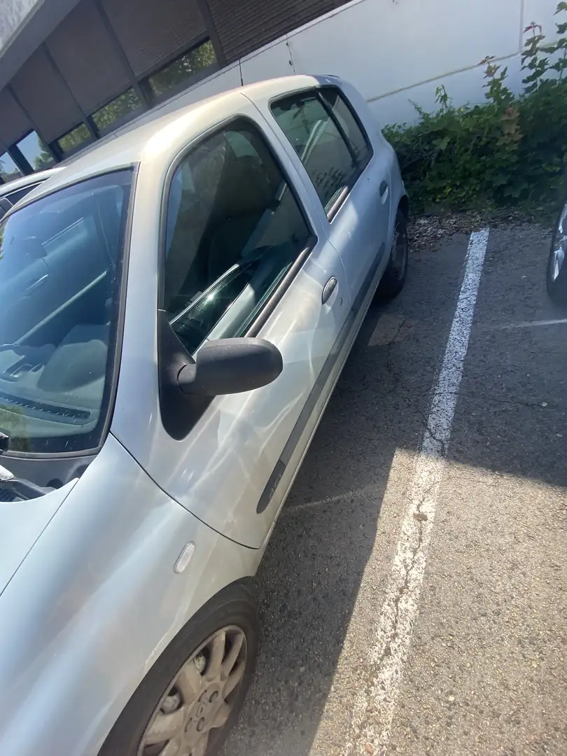 Renault Clio 1.5 dCi 65 Confort Authentique - 2