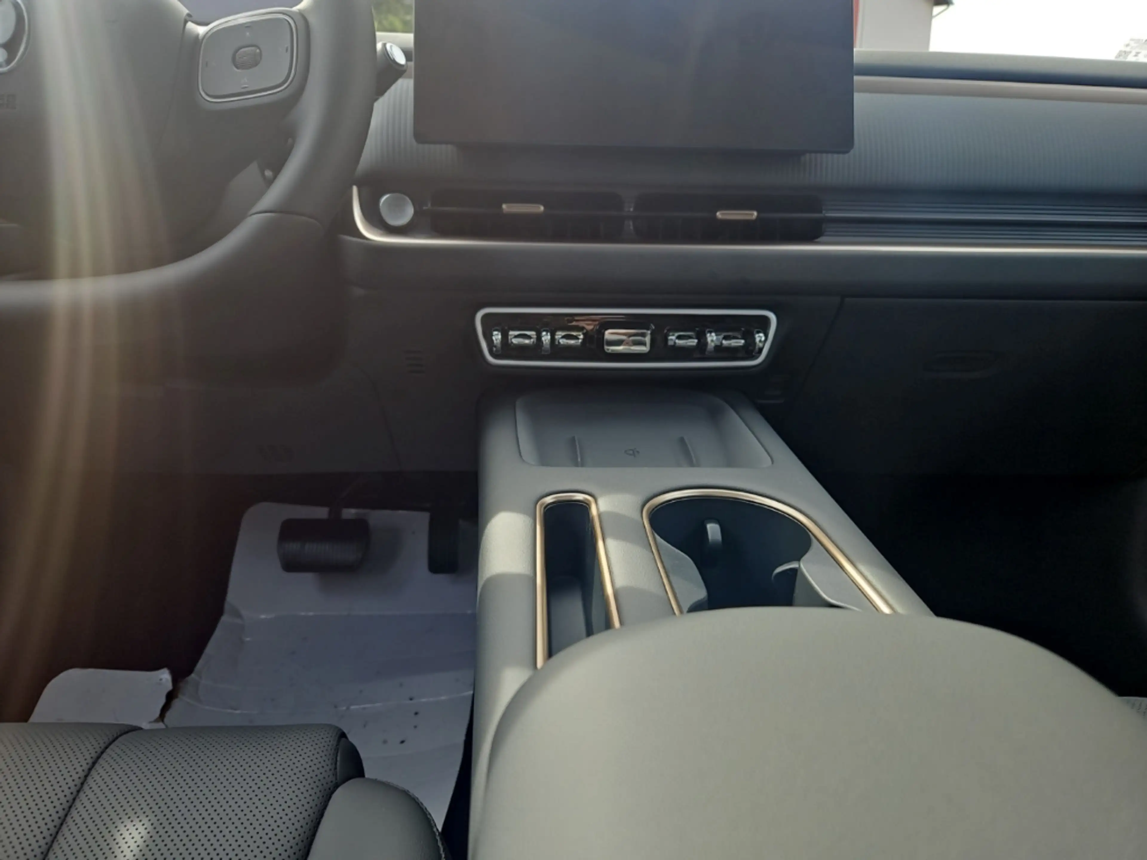 GWM Hybrid DHT, Luxury, Schiebedach — photo 10