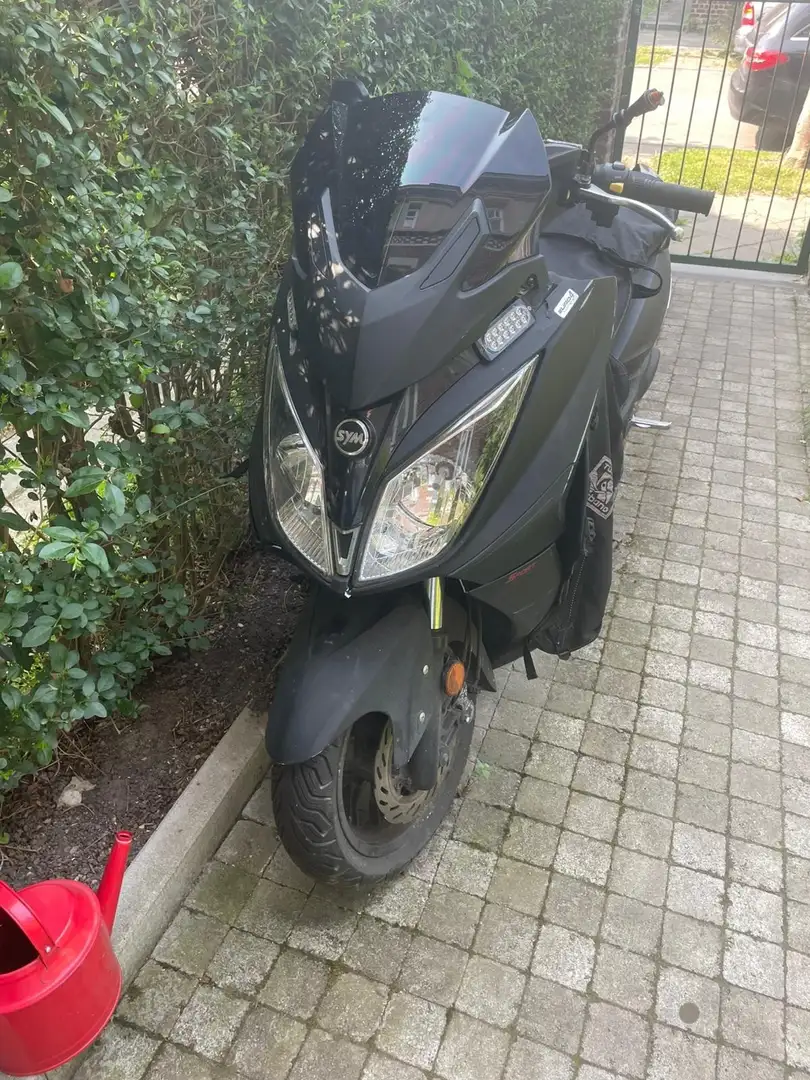 SYM GTS 125 Noir - 1