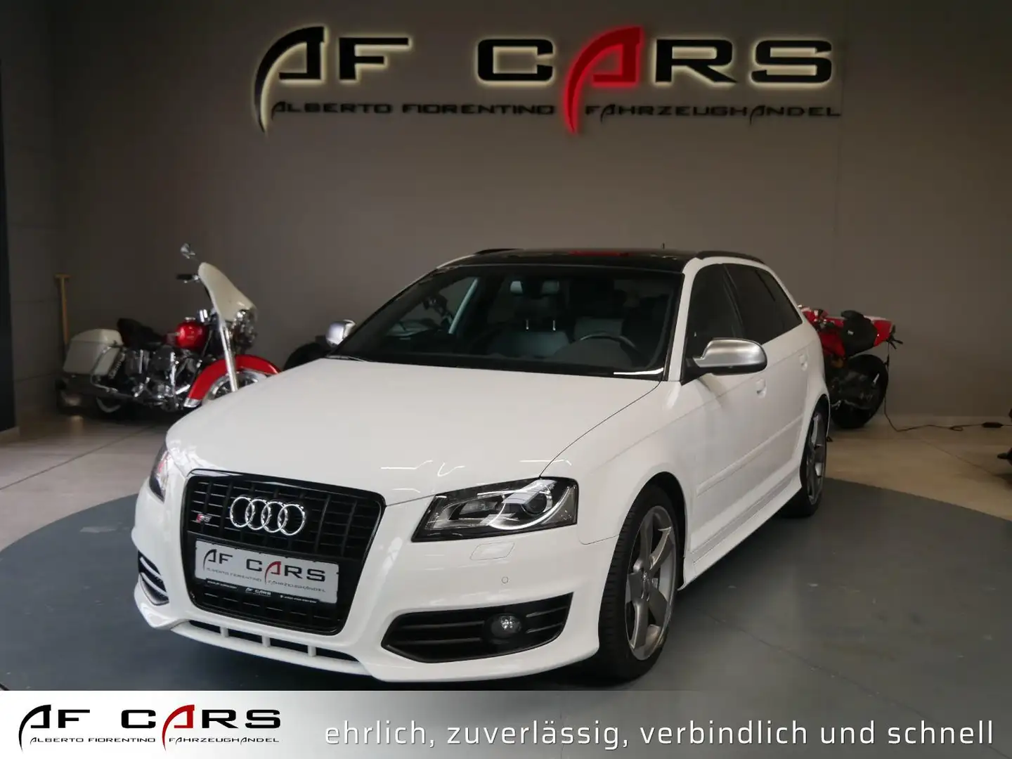 Audi S3 Sportback 2.0 TFSI quattro Voll 1. Hand Weiß - 1