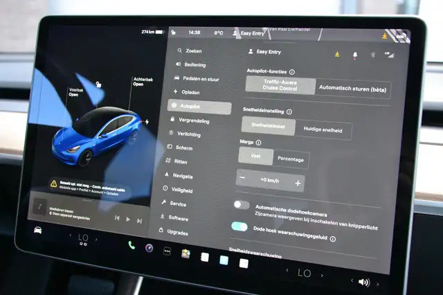 Tesla Model 3 view 13